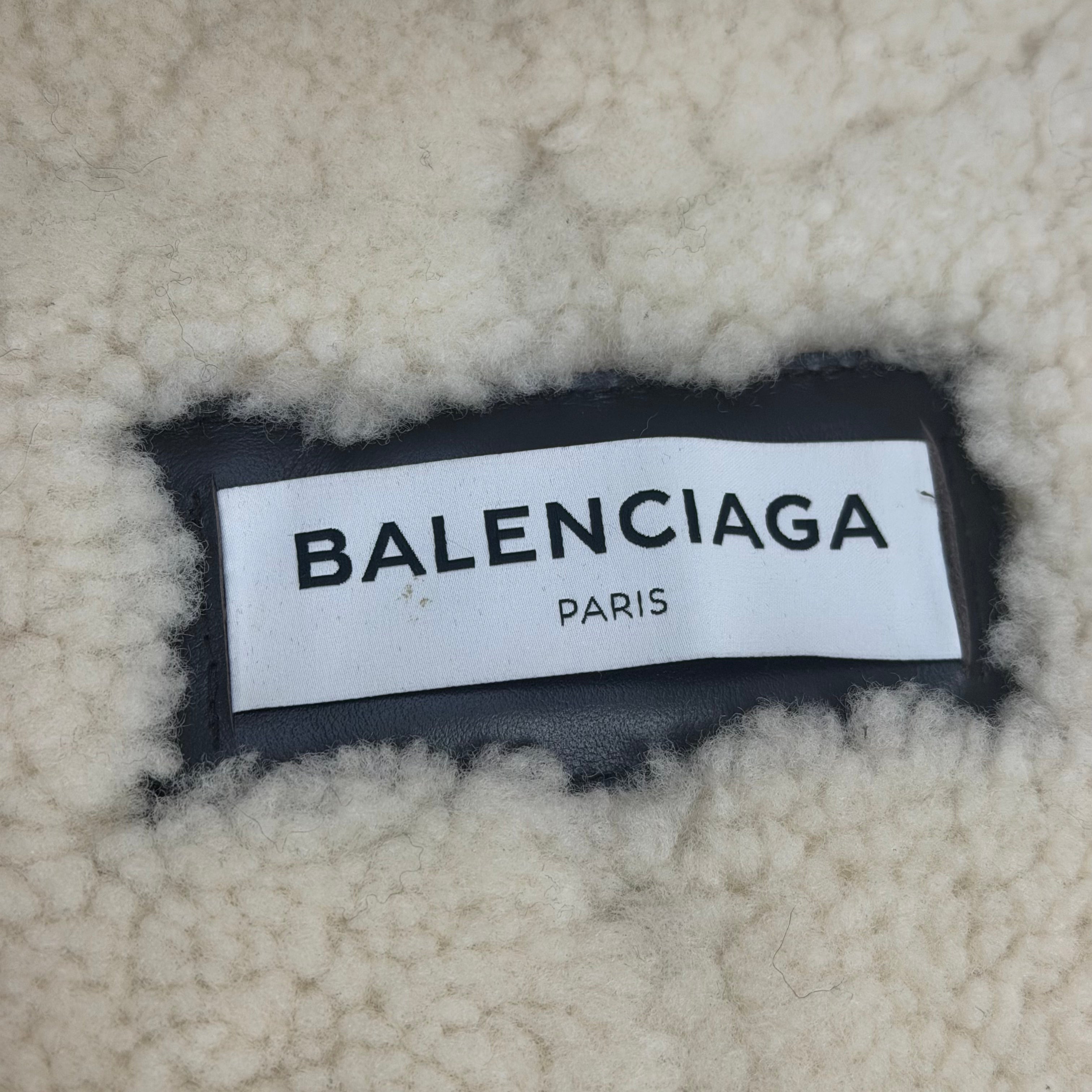 Balenciaga "Le Bombardier" Oversized Shearling Jacket 36 (M)
