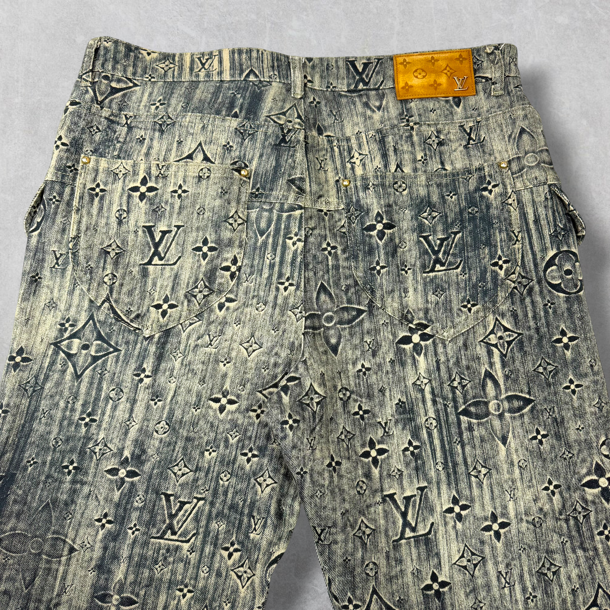 Louis Vuitton Dark Blue Star Monogram Denim Cargo Pants 31