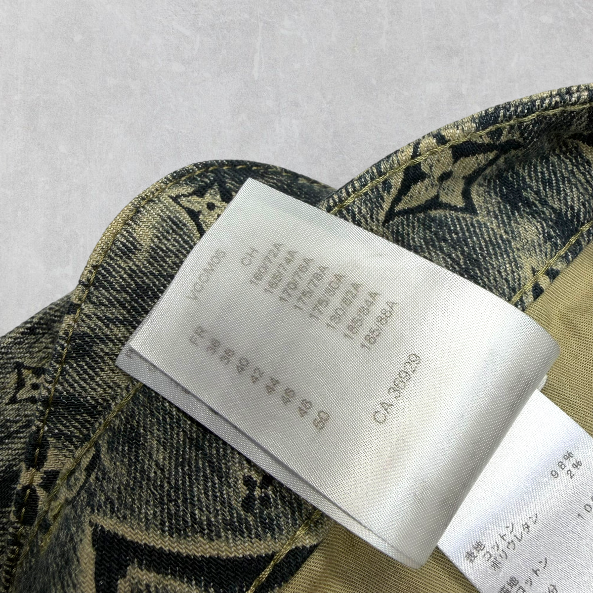 Louis Vuitton Dark Blue Star Monogram Denim Cargo Pants 31