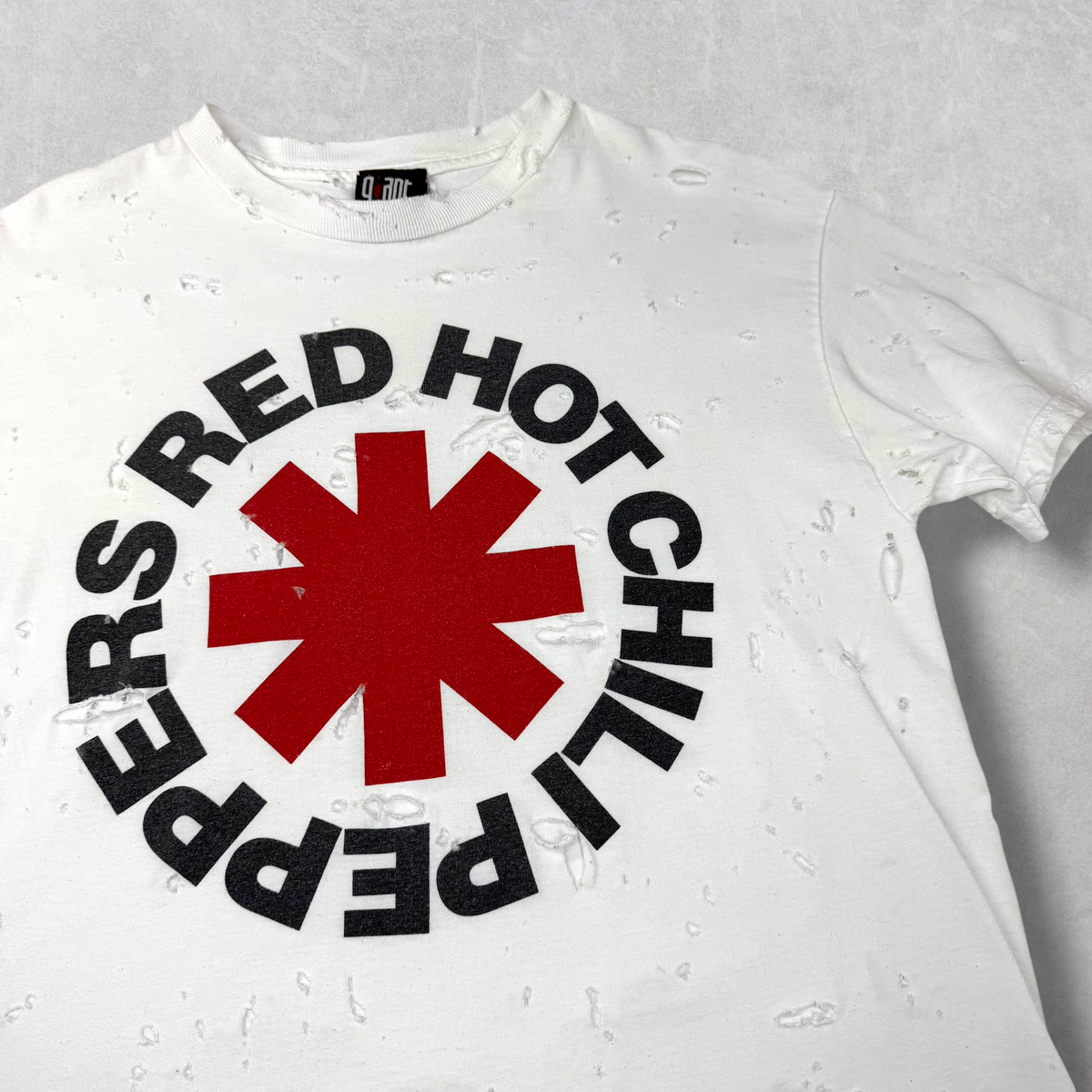 Vintage 90s Red Hot Chili Peppers Distressed Tee L