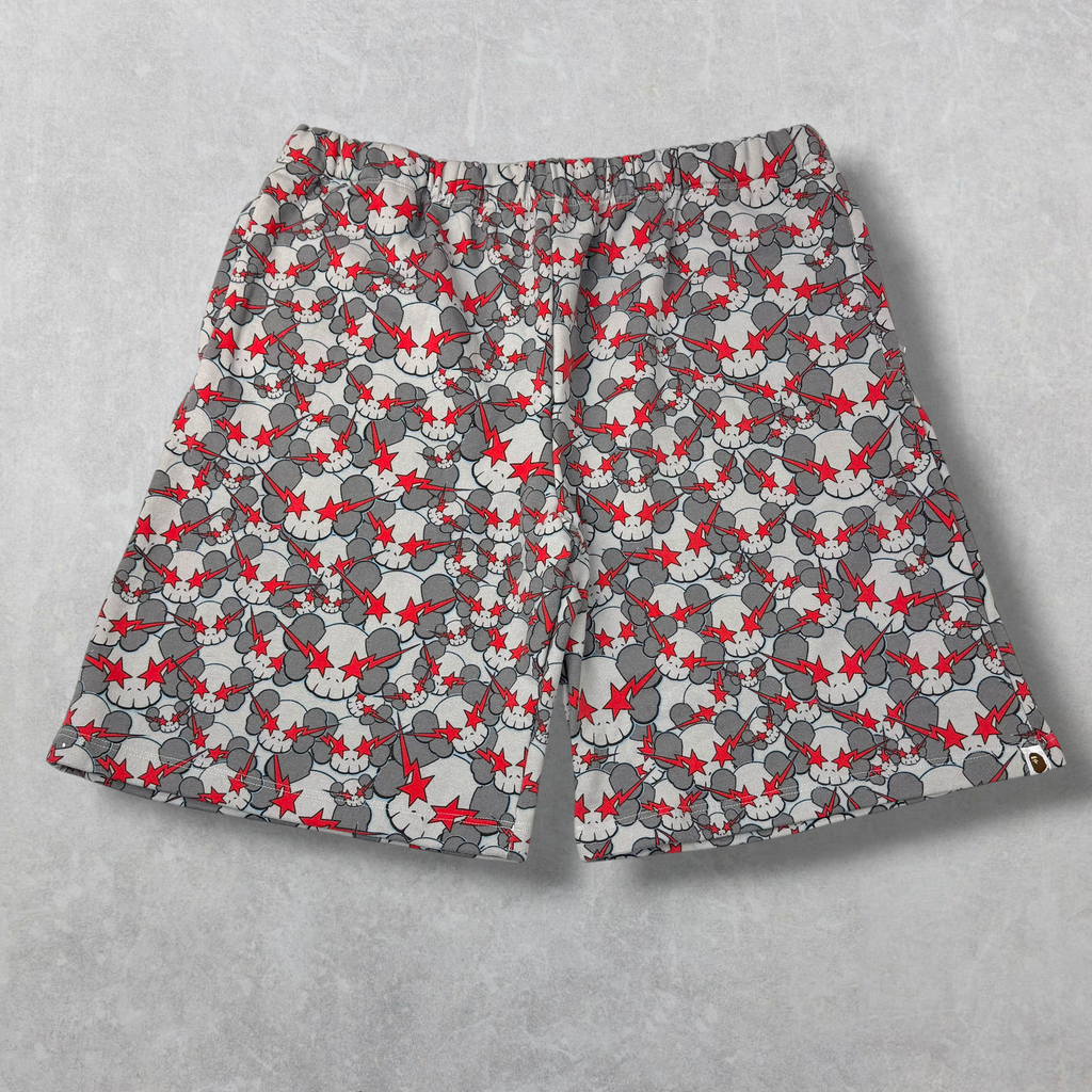 Bape x Kaws Skullsta Sweatshorts XXL