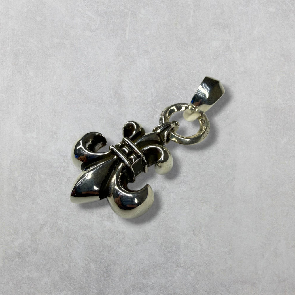 Chrome Hearts BS Fleur Pendant