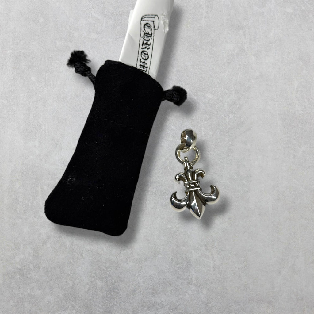 Chrome Hearts BS Fleur Pendant