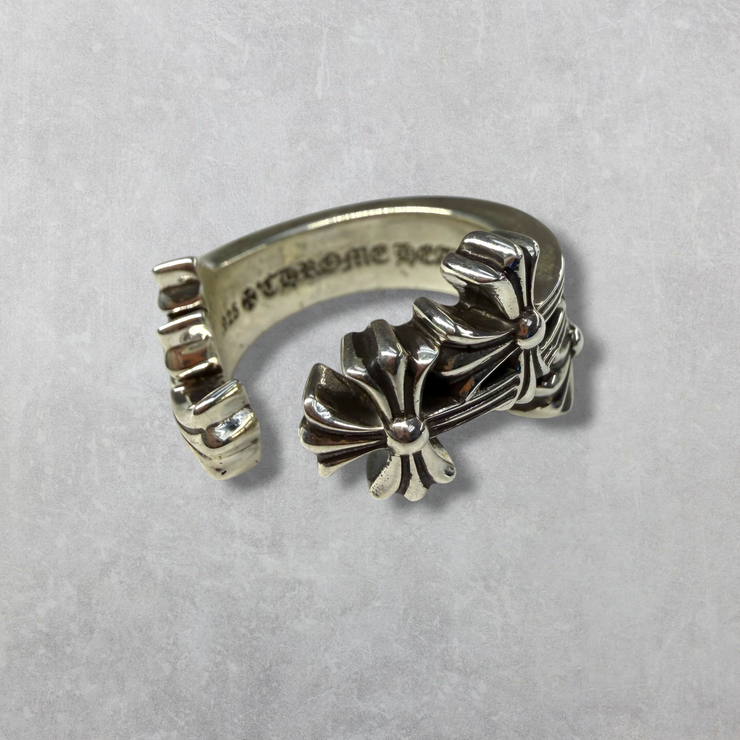 Chrome Hearts Triple Cross Curve Ring 10