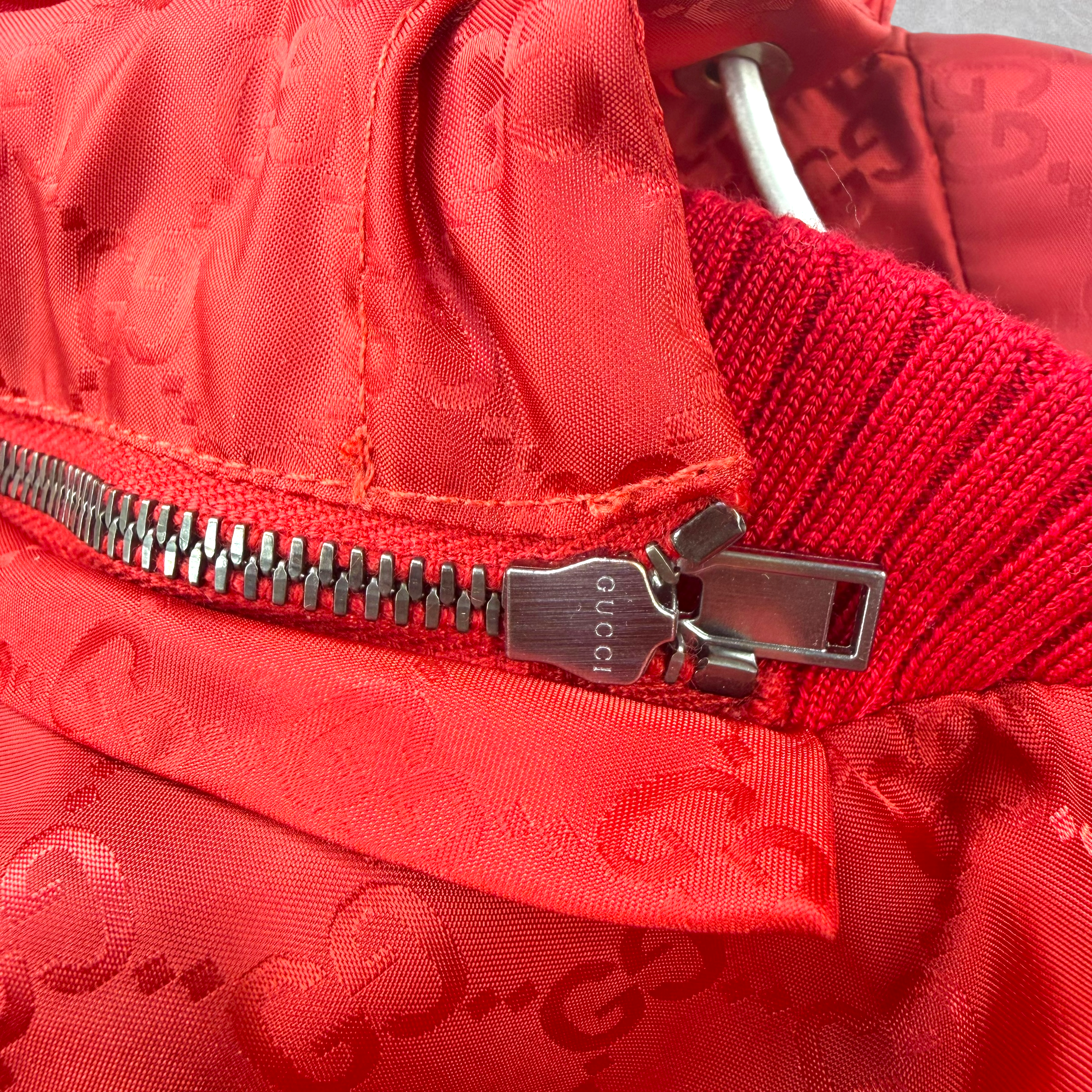 Gucci GG Monogram Nylon Red Windbreaker Jacket 44 (S)