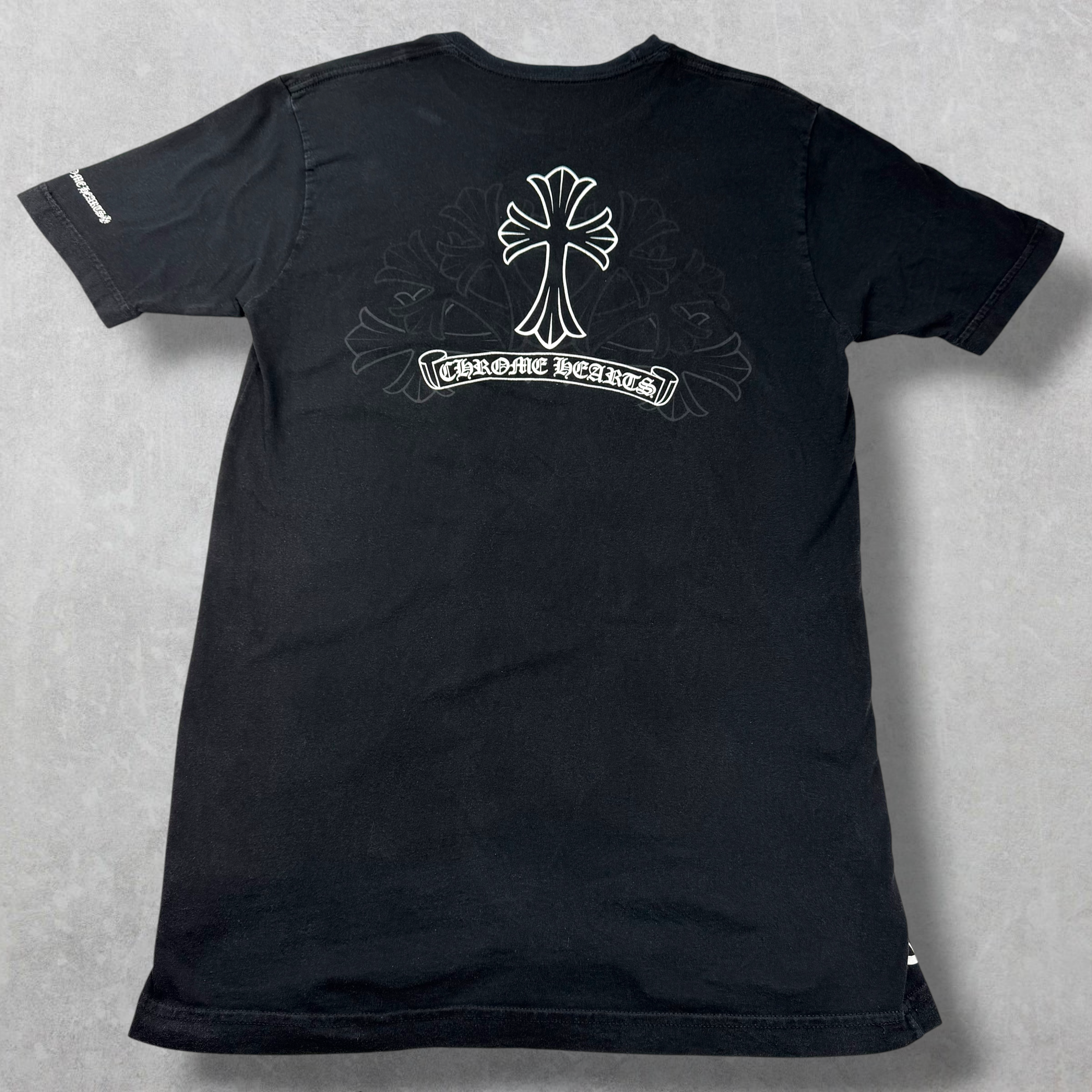 Chrome Hearts Cemetery Cross Scroll Logo Tee L