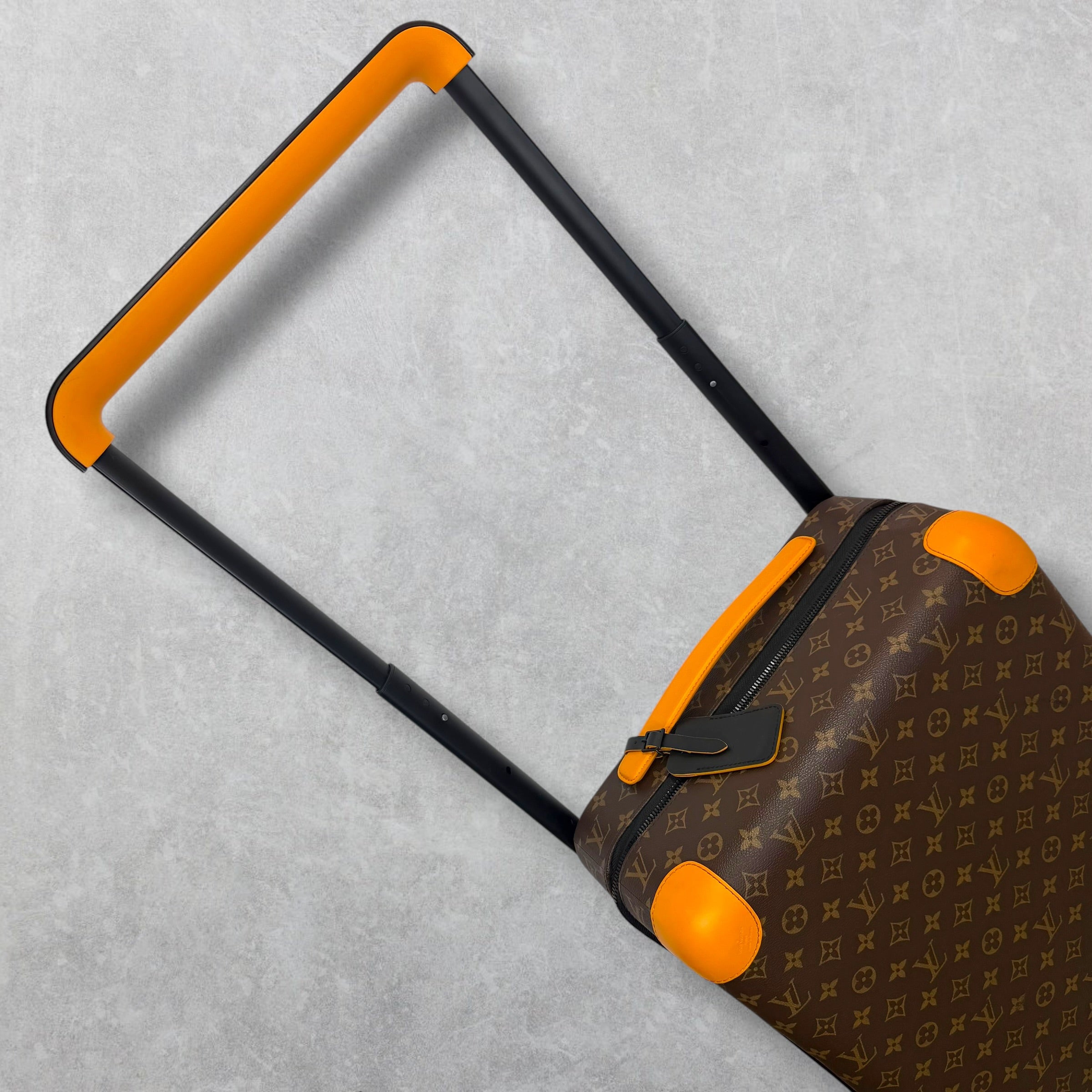 Louis Vuitton Monogram Canvas Horizon 50
