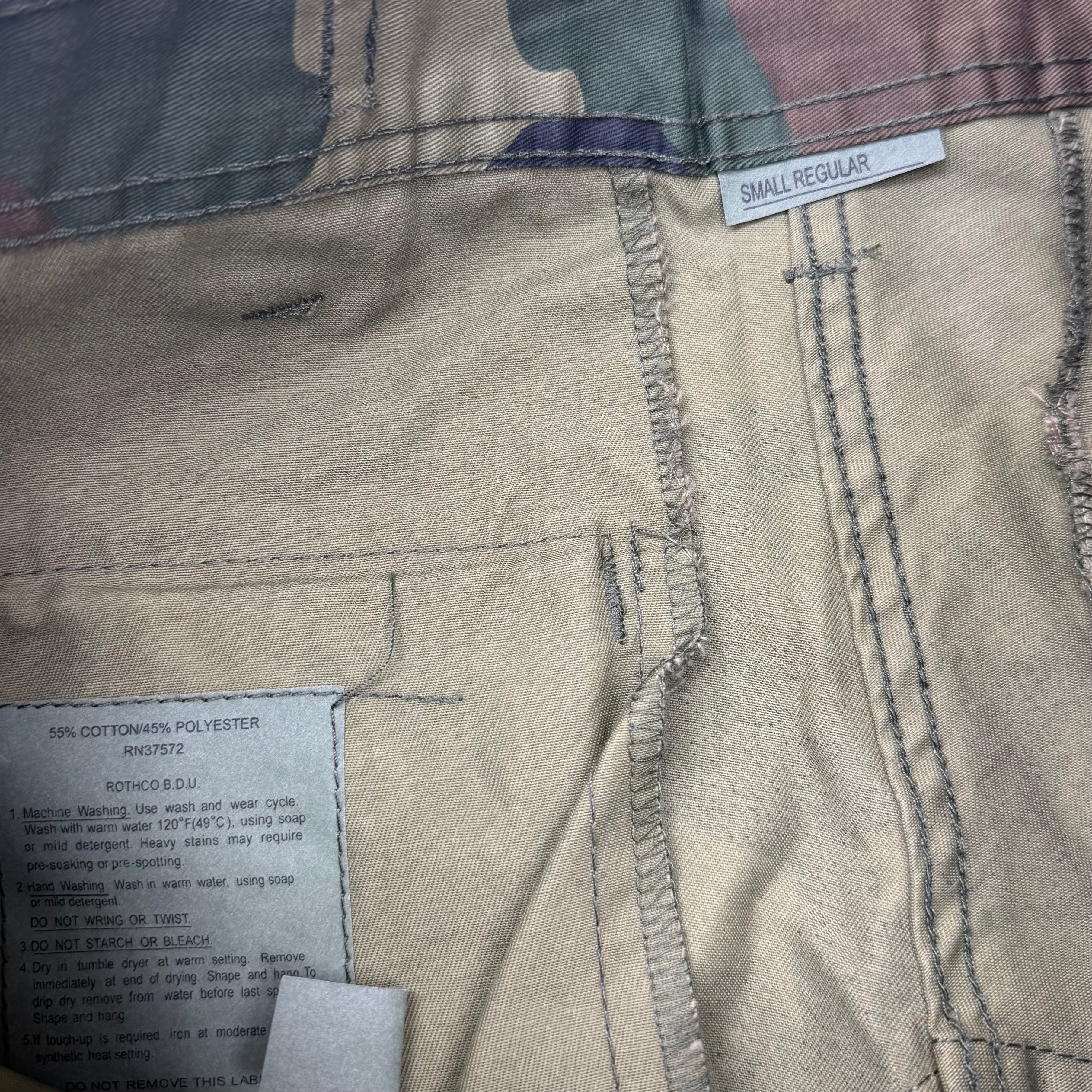 GV Gallery Raspberry Hills Camo Cargos S