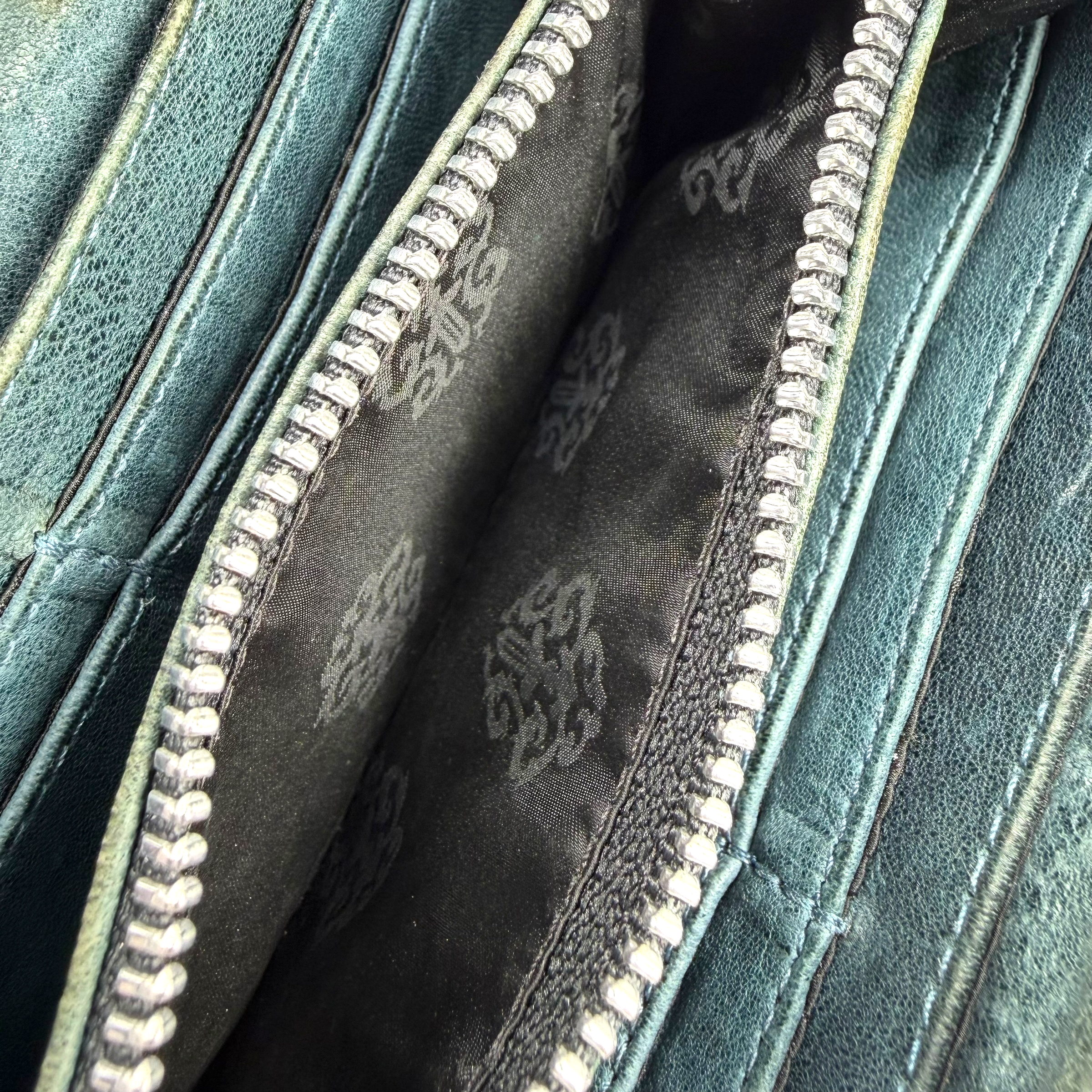 Chrome Hearts Rec F Zip Round Zip Leather Long Wallet