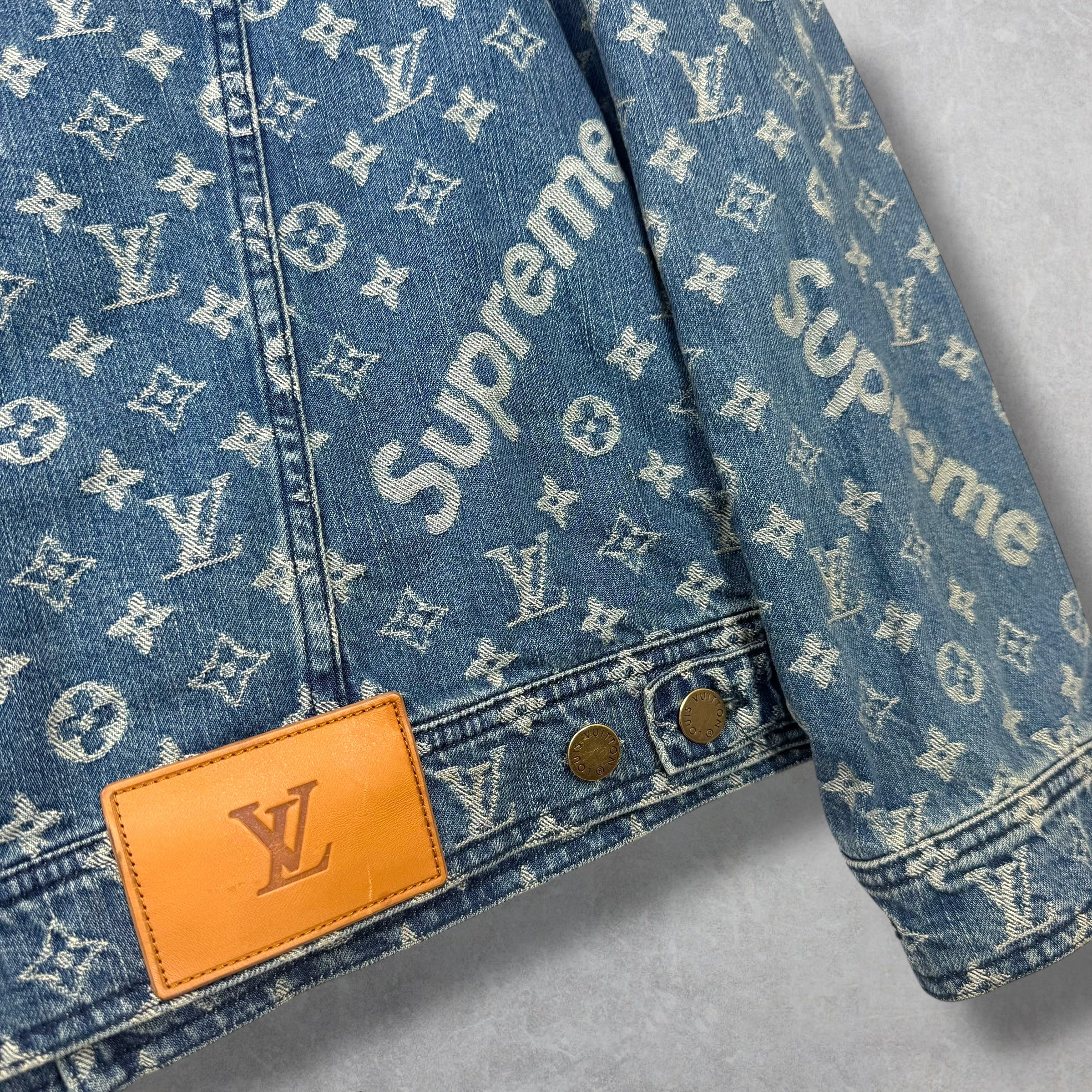 Louis Vuitton x Supreme Monogram Denim Jacket 52 (L)
