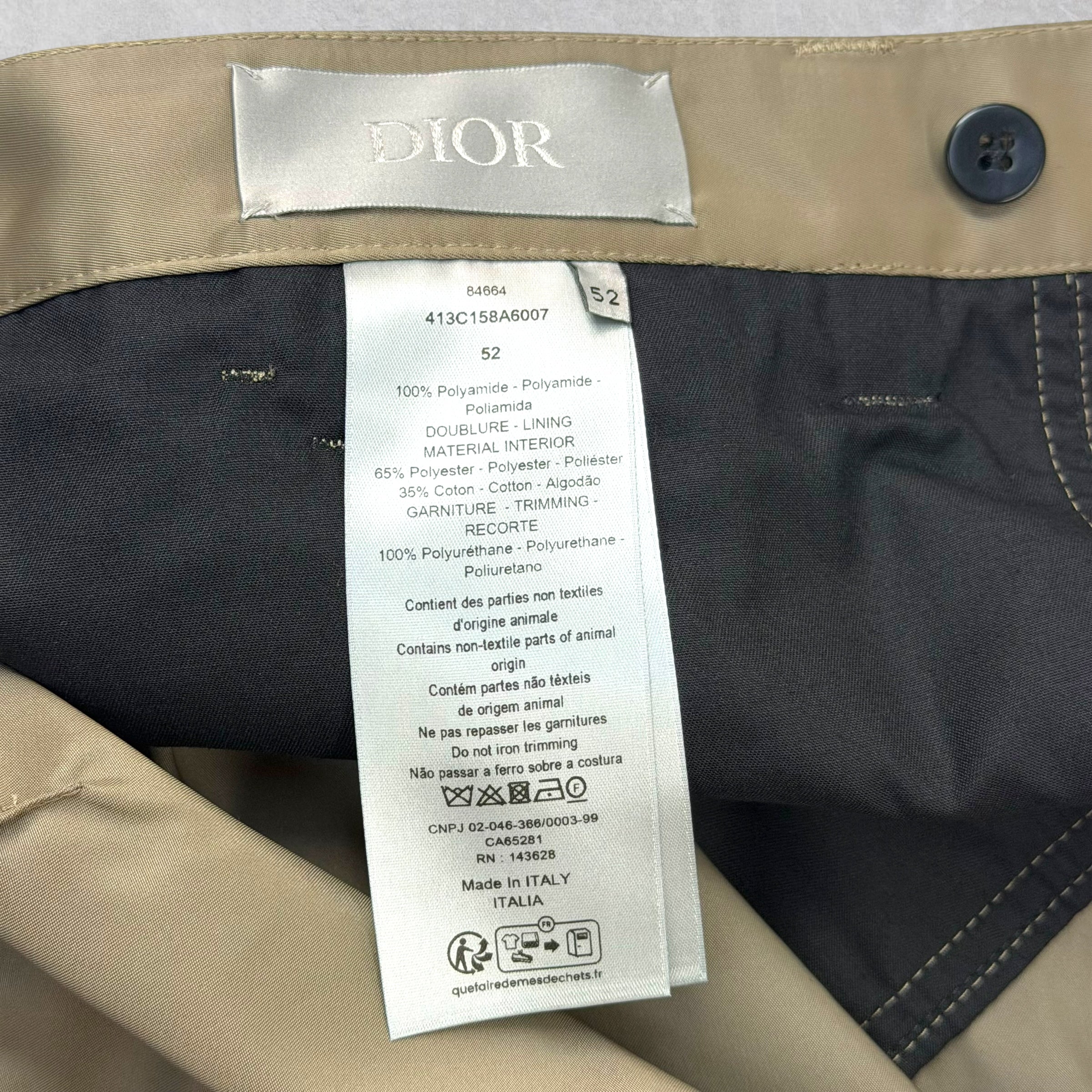 Dior Technical Canvas Cargo Shorts 52 (XL)