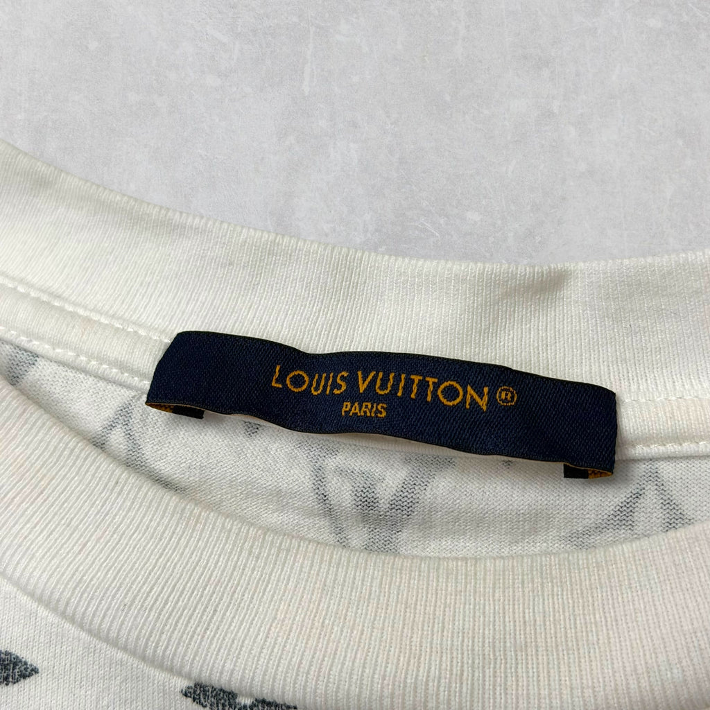 Louis Vuitton Monogram Gradient White Tee XL