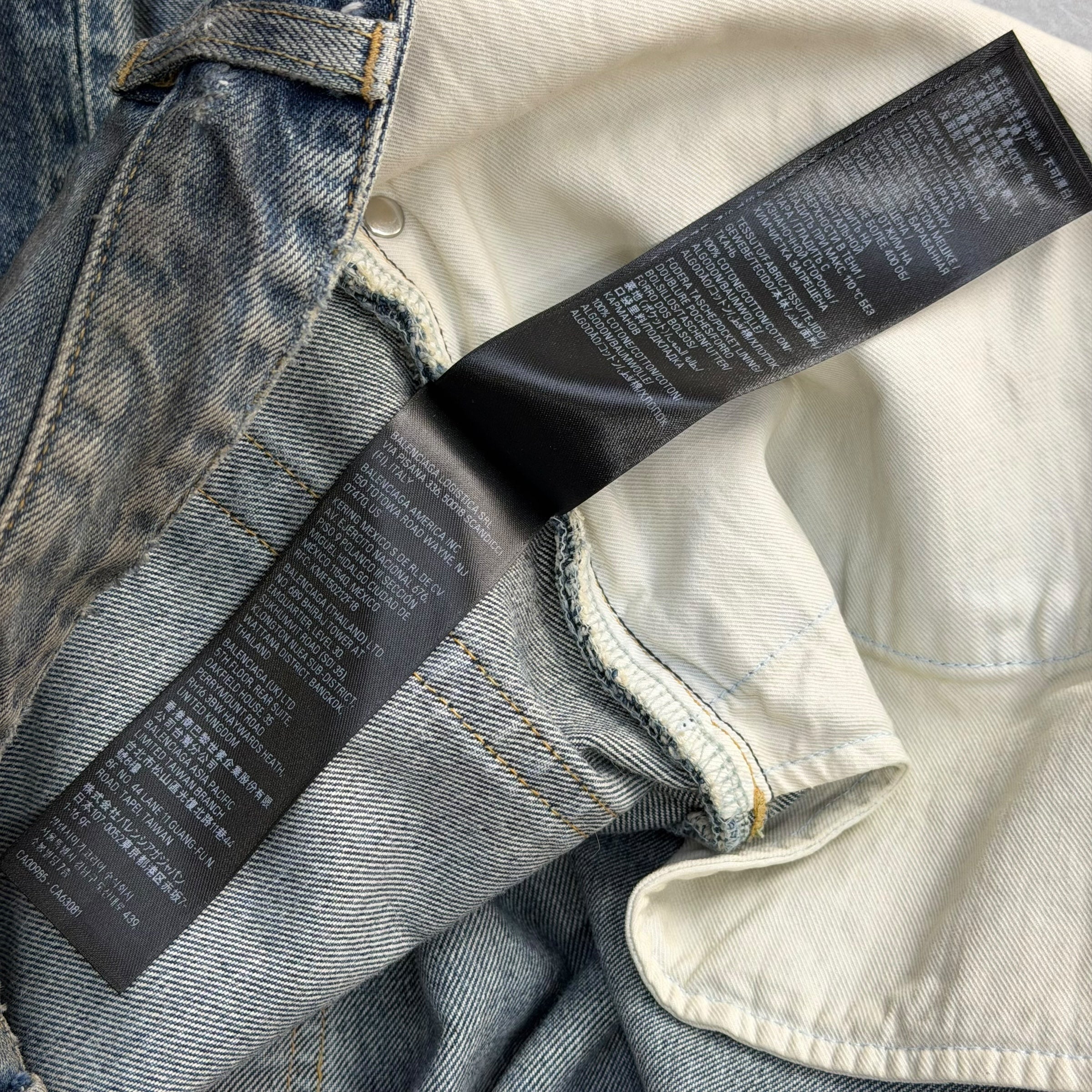 Balenciaga Baggy Distressed Blue Washed Denim 32