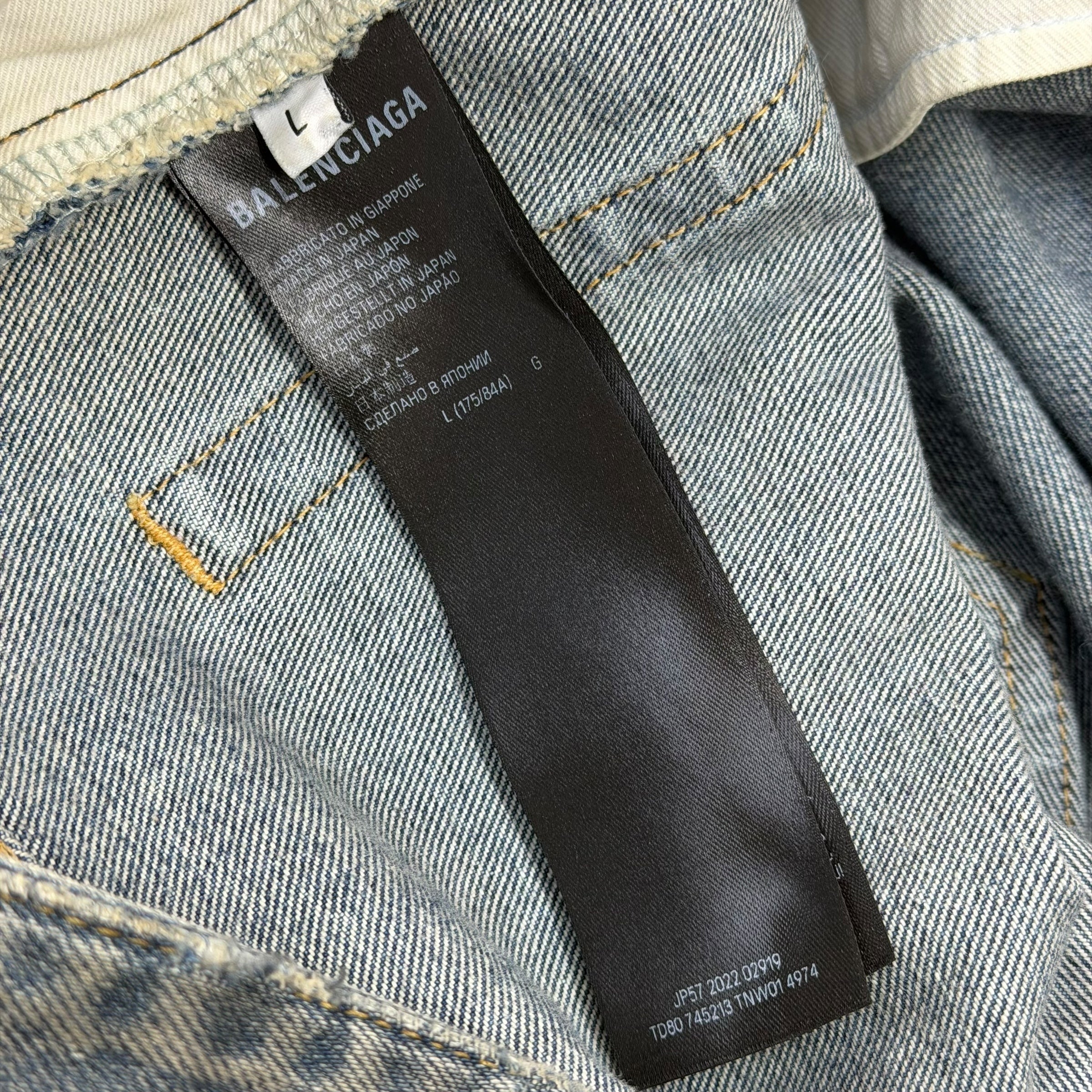 Balenciaga Baggy Distressed Blue Washed Denim 32