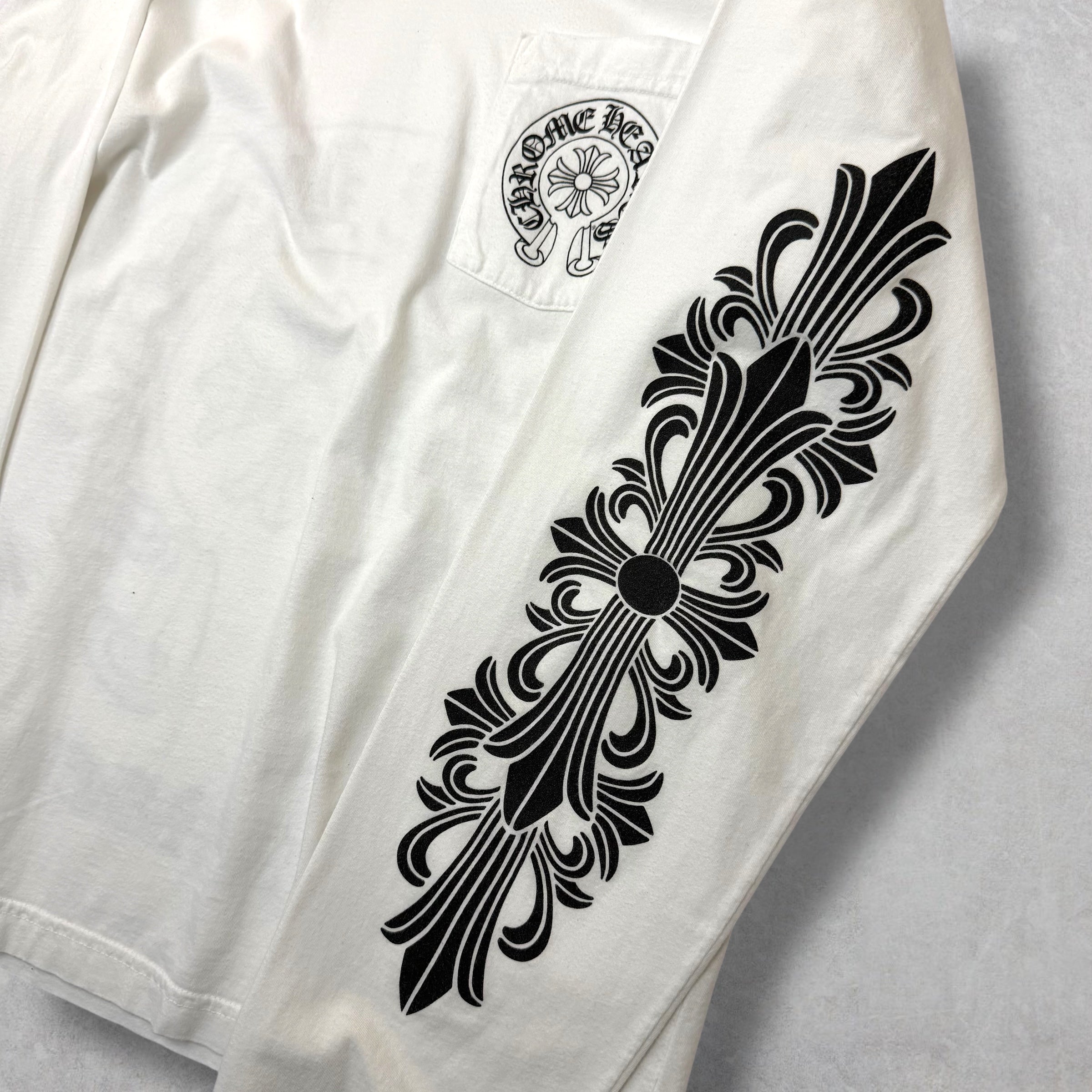Chrome Hearts White LA Horseshoe Floral L/S L