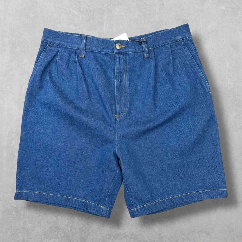 Gucci Embroidered Broken Twill Denim Shorts 38 (54)