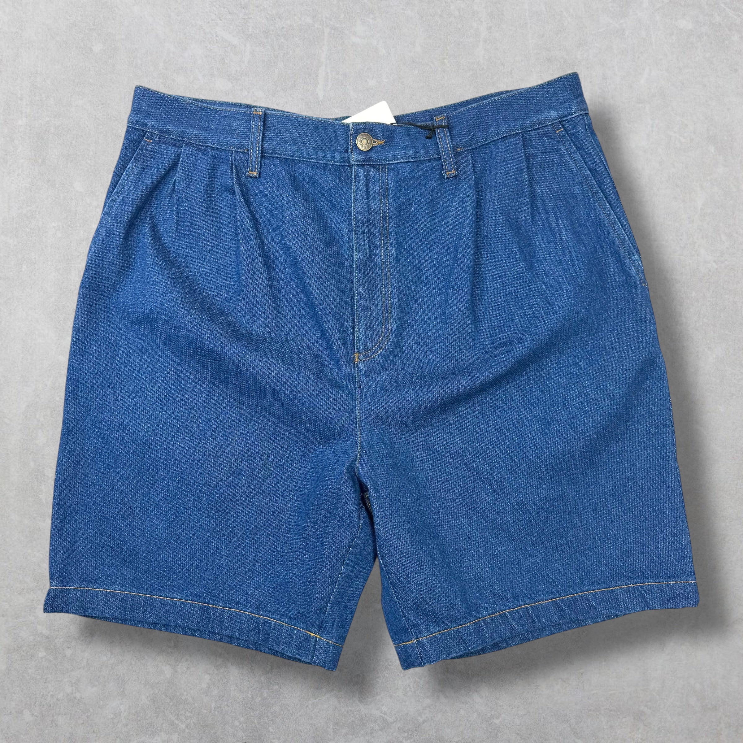 Gucci Embroidered Broken Twill Denim Shorts 38 (54)