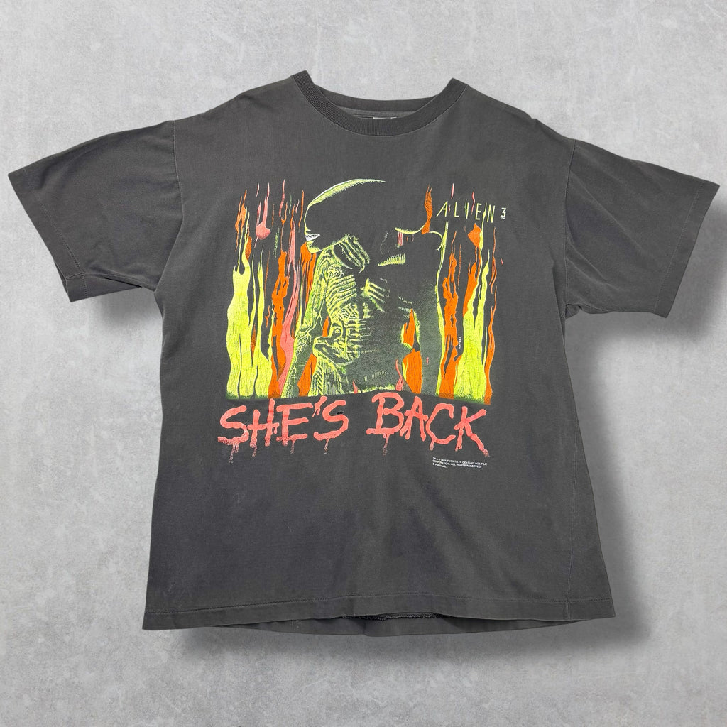 Vintage 1992 Alien 3 She's Back Tee XL