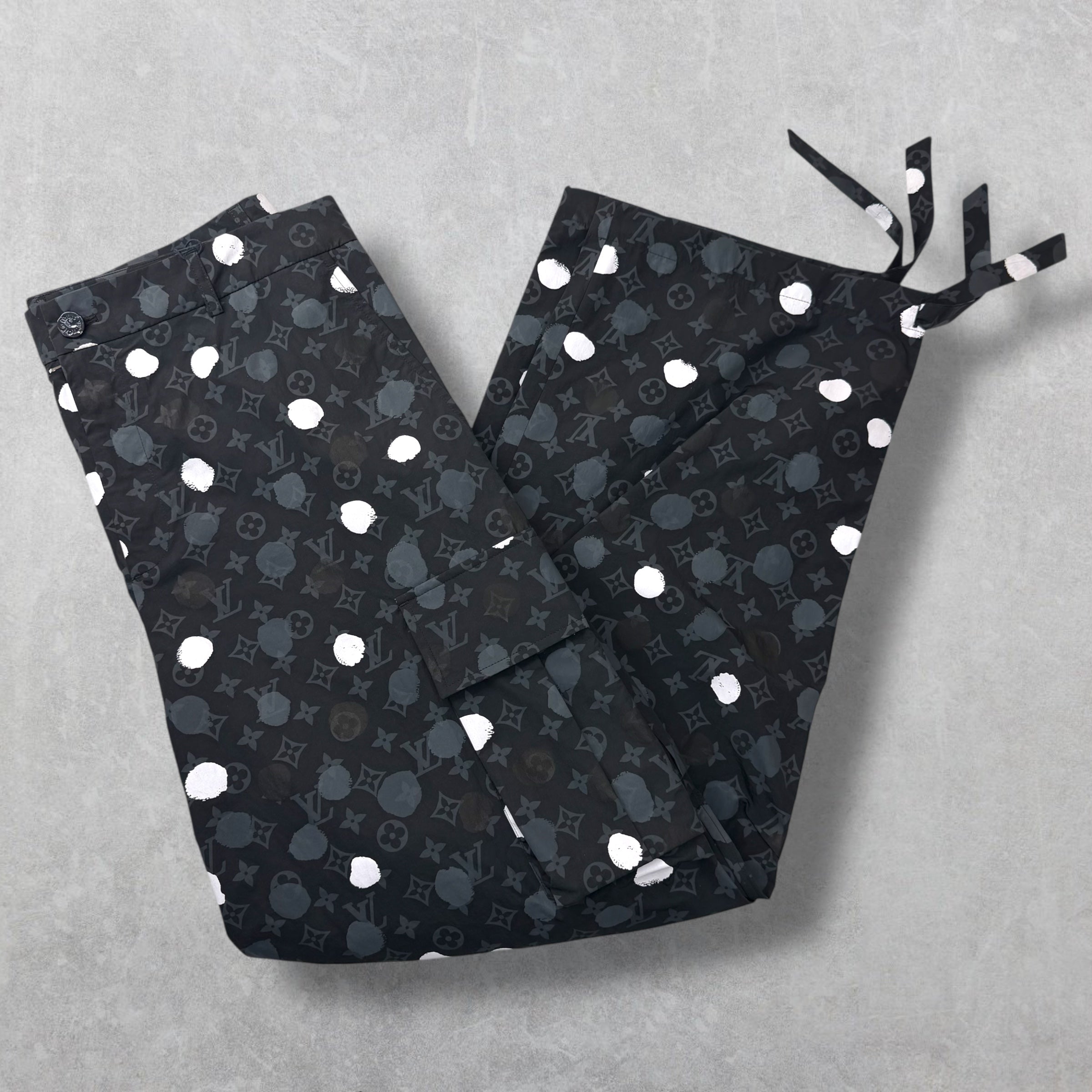 Louis Vuitton x Yayoi Kasuma Painted Dots Cargos L