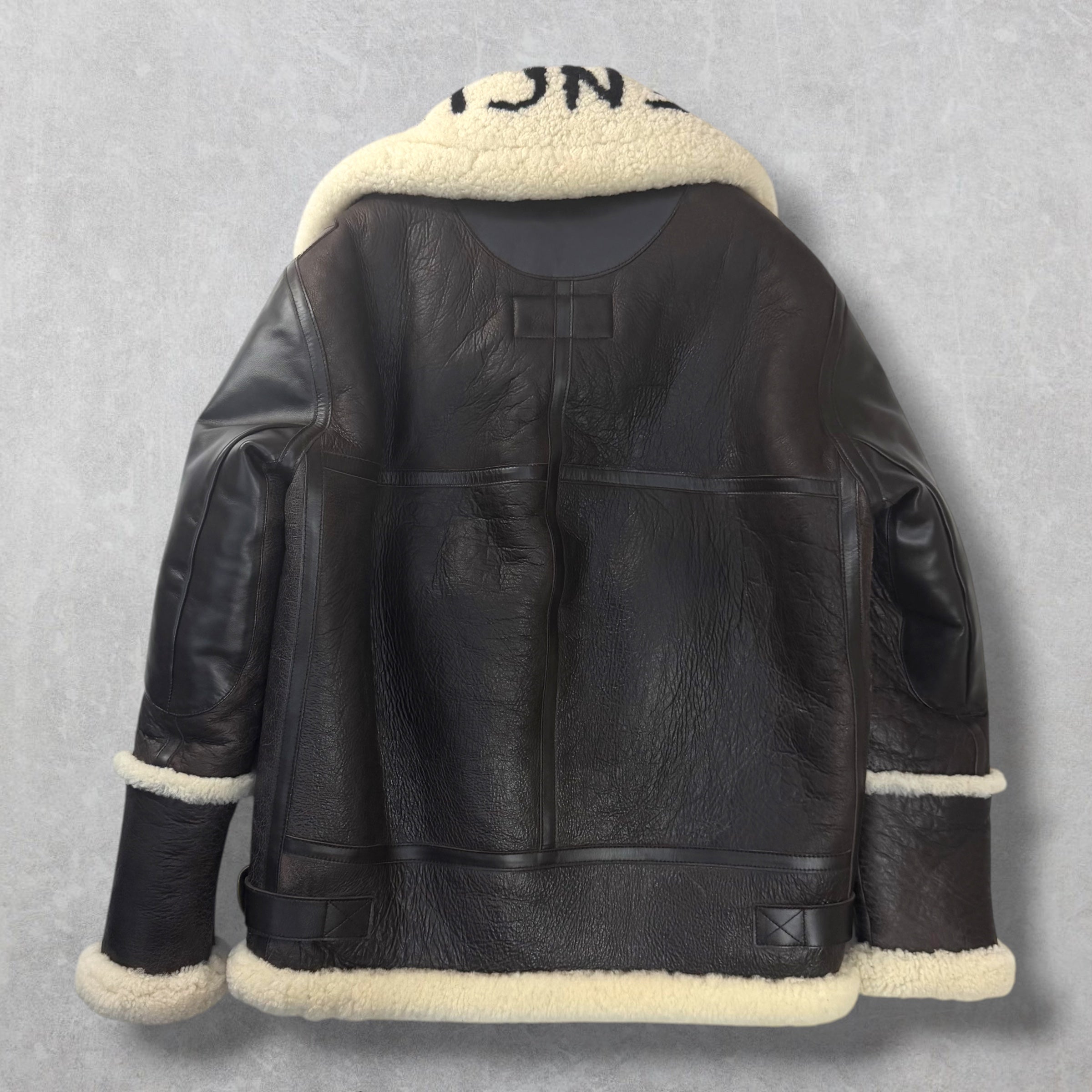 Balenciaga "Le Bombardier" Oversized Shearling Jacket 36 (M)