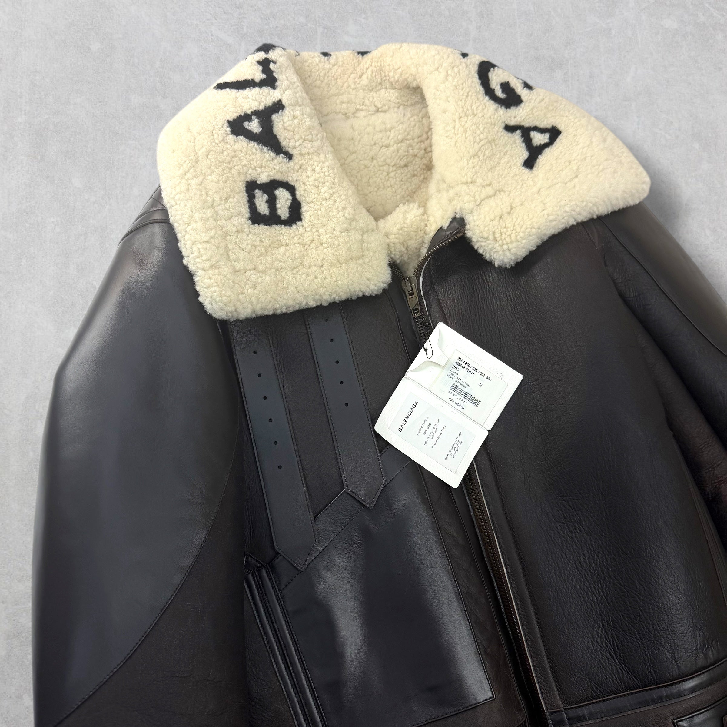 Balenciaga "Le Bombardier" Oversized Shearling Jacket 36 (M)