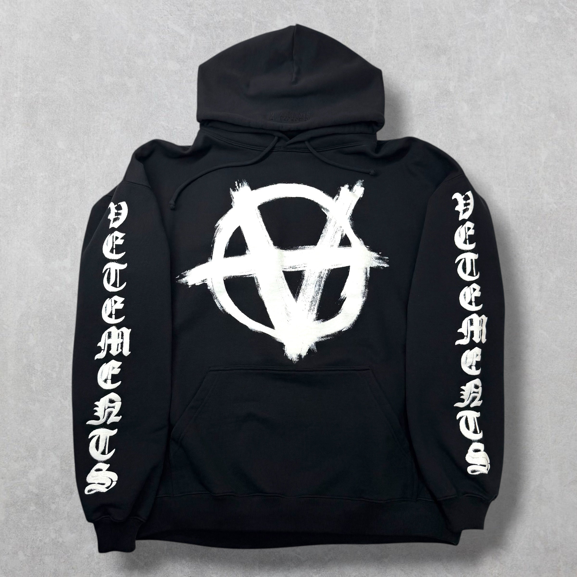 Vetements Double Anarchy Hoodie Black XS (XL)