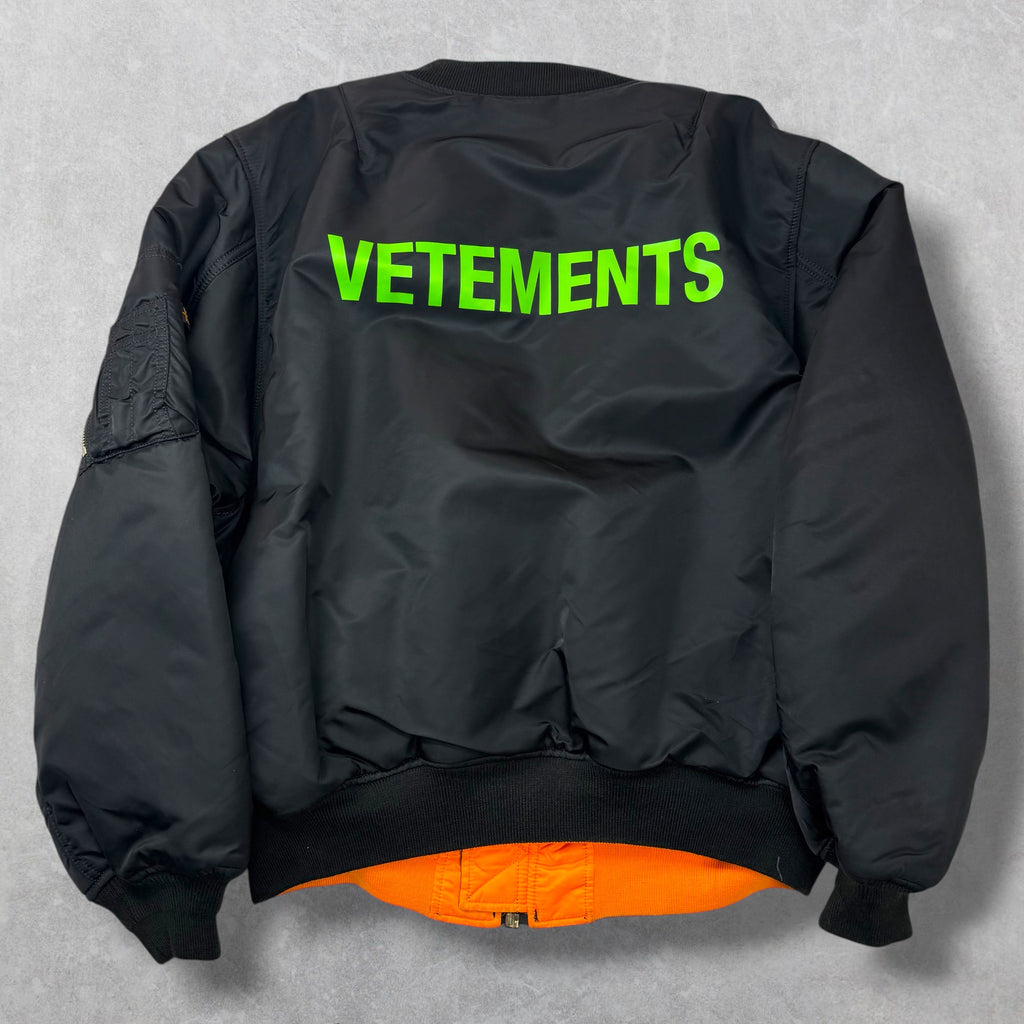 Vetements x Alpha Industries Reversible Emoji Bomber S (L)