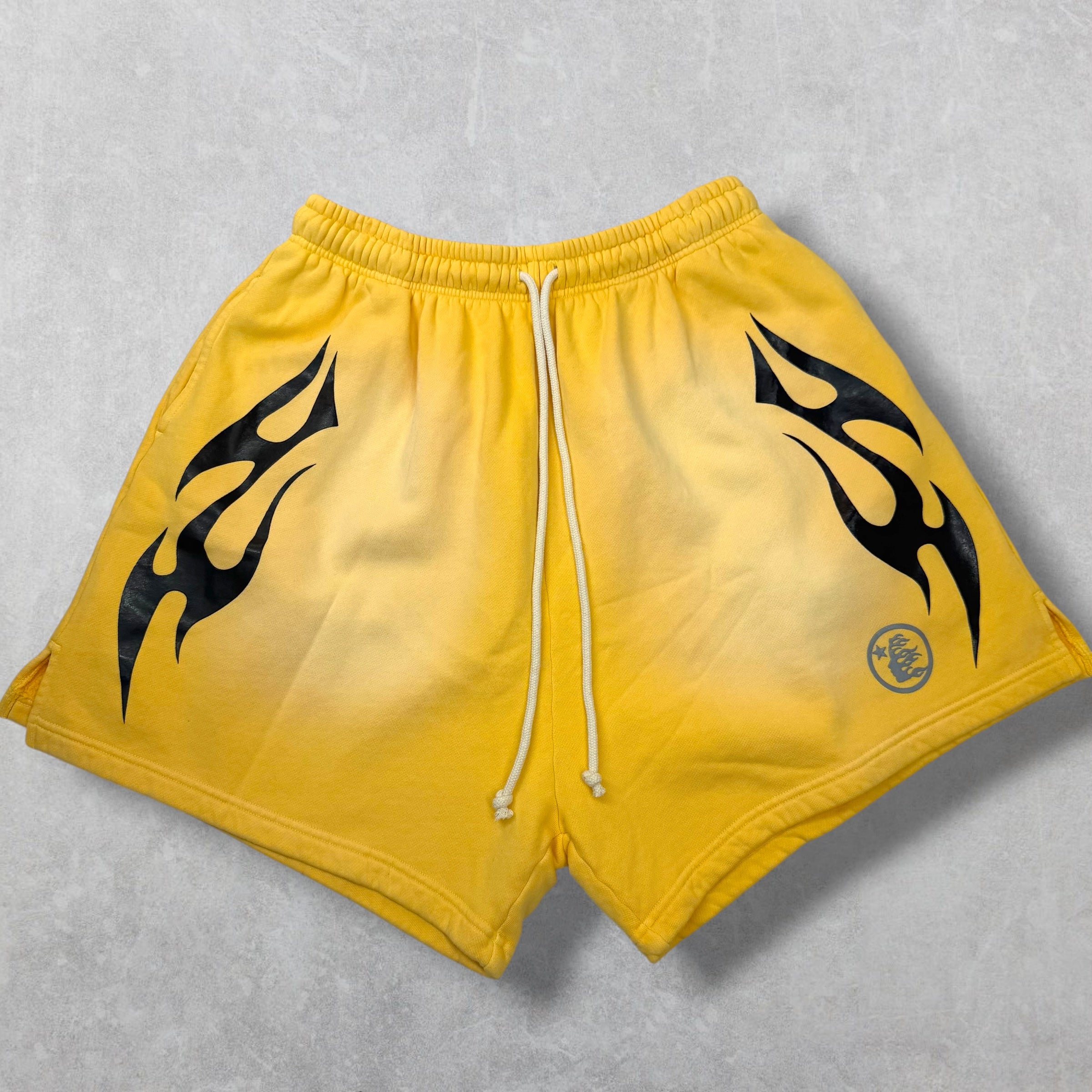 Hellstar Black Flame Sweat Shorts Yellow XL