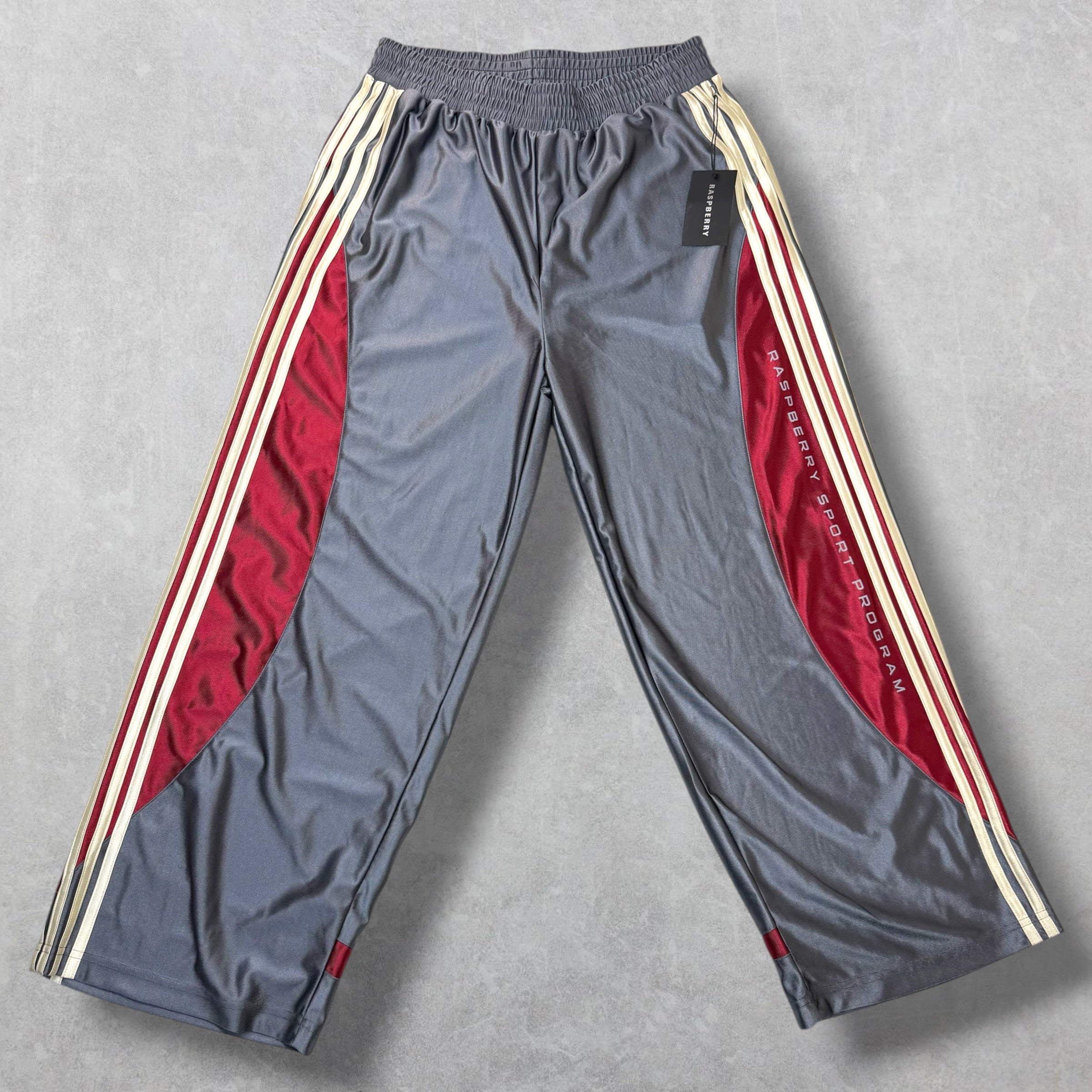 GV Gallery Raspberry Hills Tracy McGrady Pants M