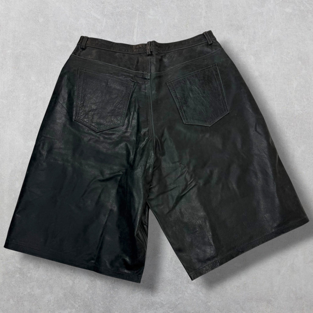 GV Gallery Raspberry Hills Black Leather Shorts XL