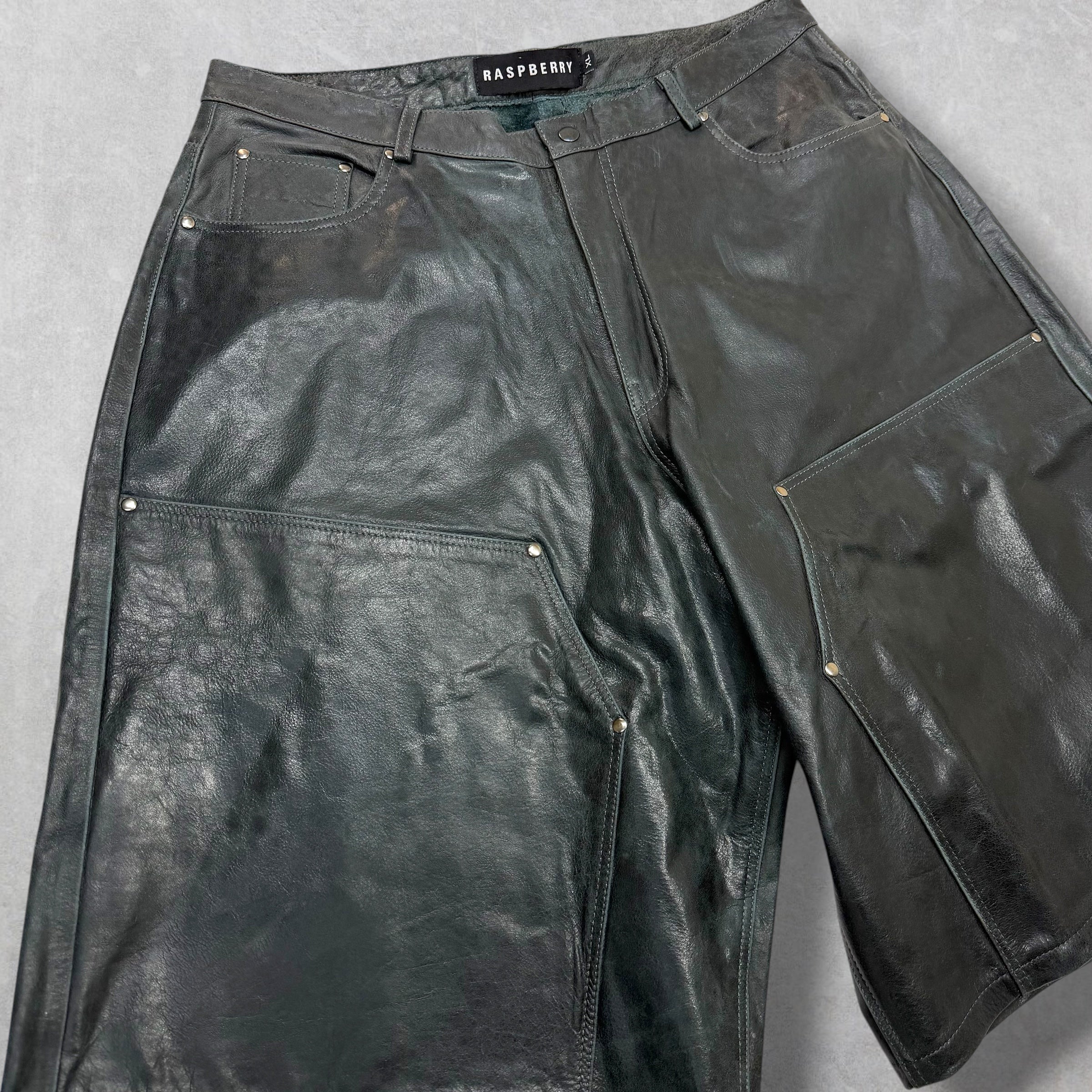 GV Gallery Raspberry Hills Black Leather Shorts XL