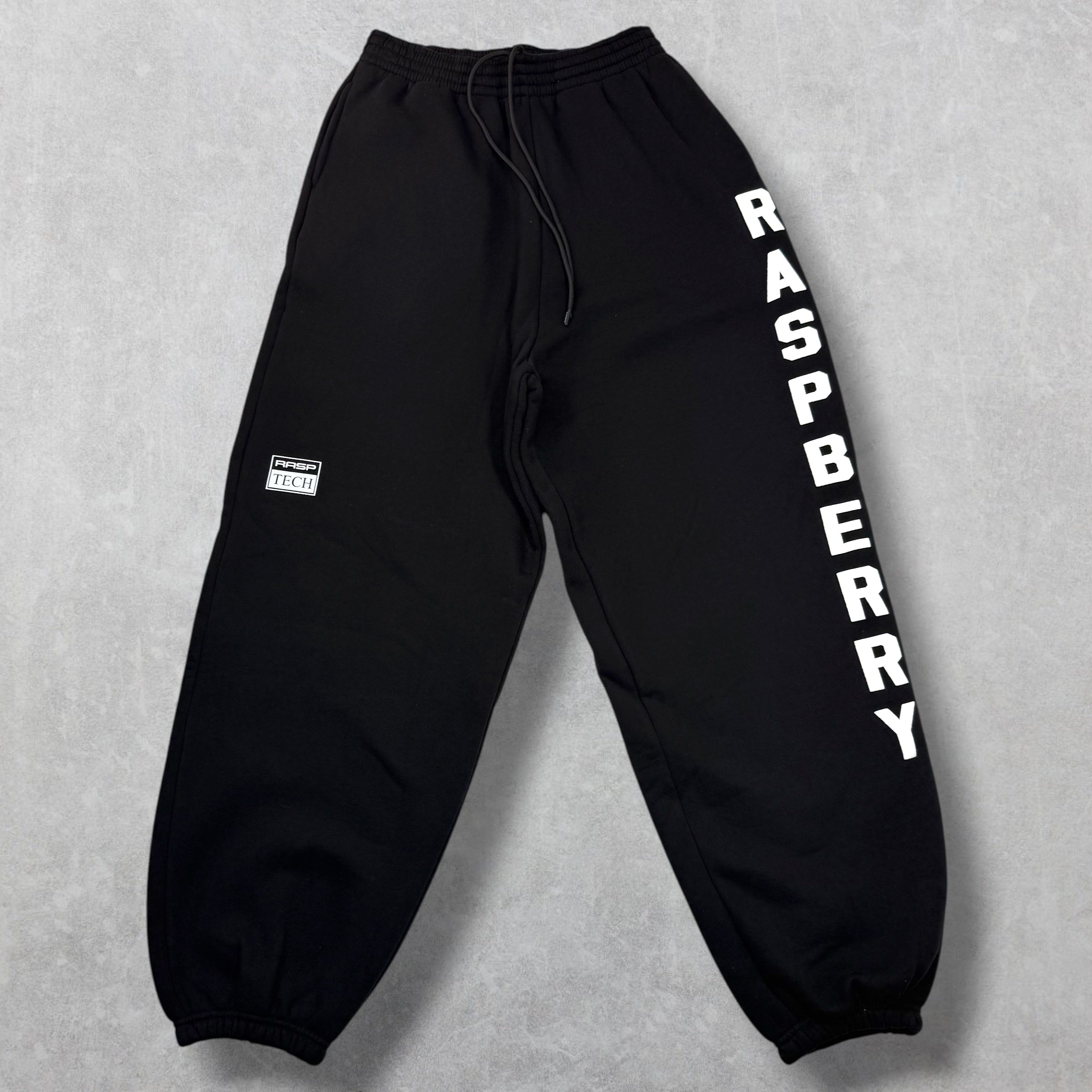 GV Gallery Raspberry Hills Weekday Baggy Sweats M