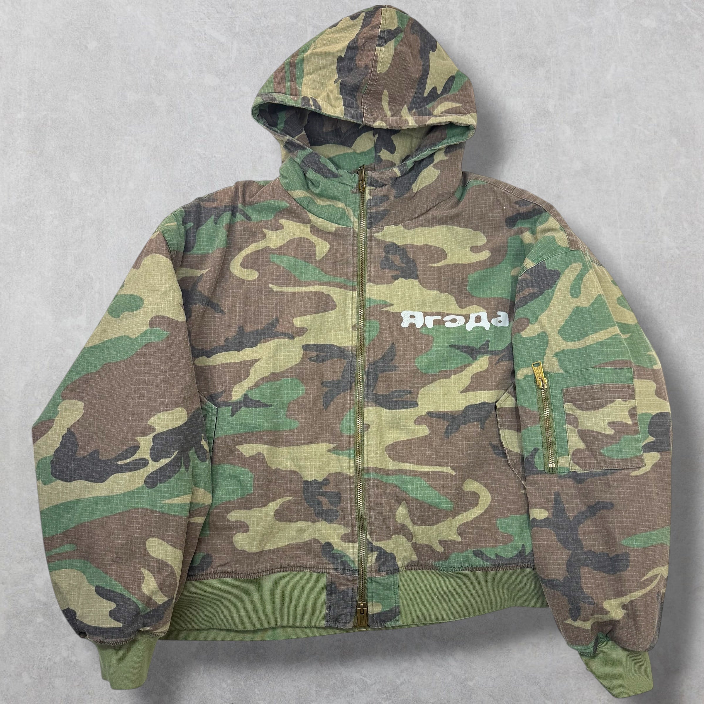 GV Gallery Raspberry Hills Newcastle Camo Jacket XL