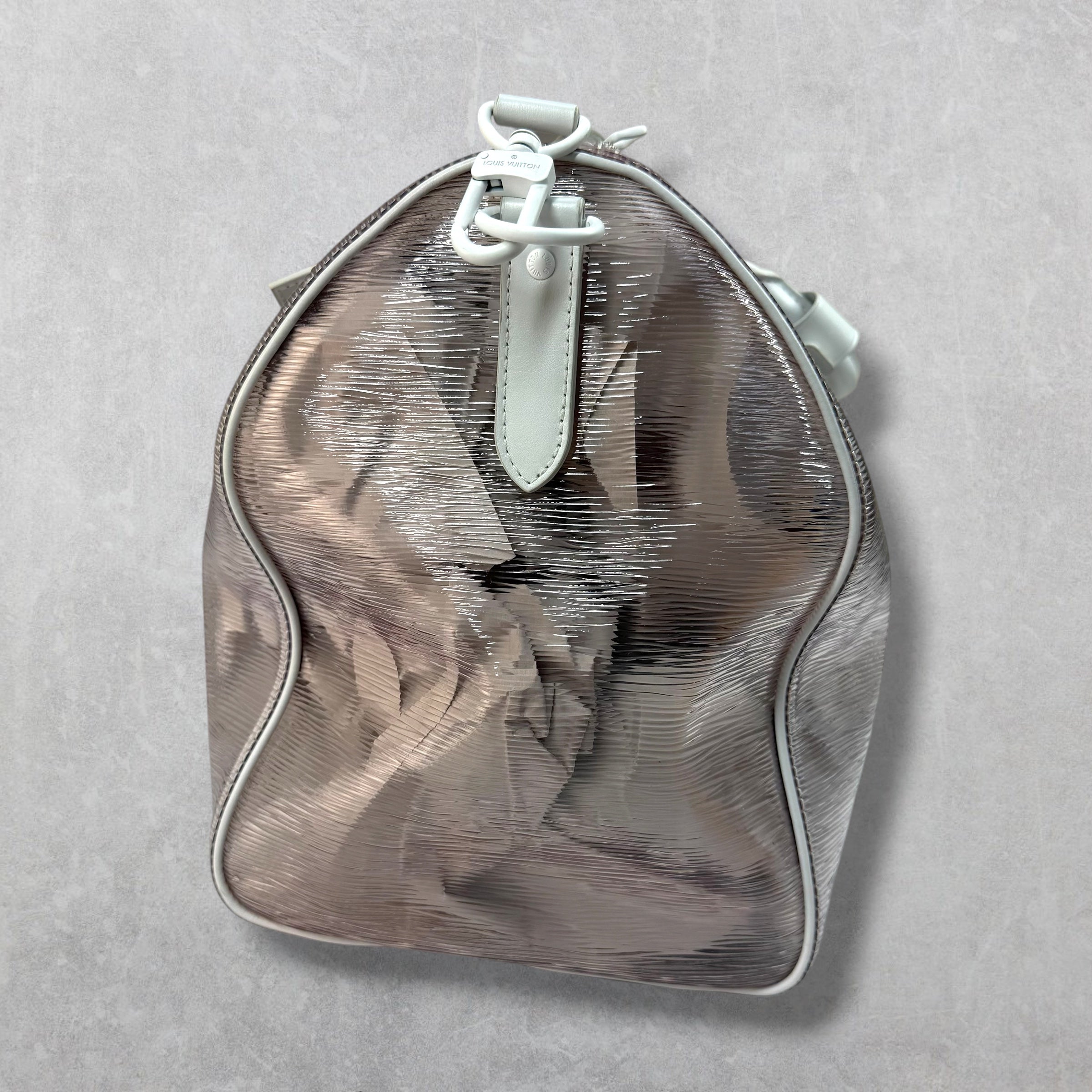 Louis Vuitton Wavy Keepall Bandoulière 50 Duffle Bag
