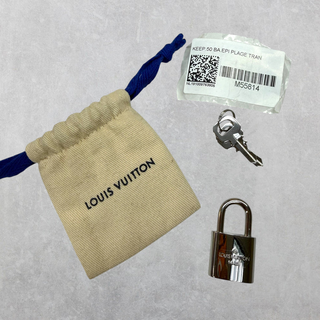 Louis Vuitton Wavy Keepall Bandoulière 50 Duffle Bag