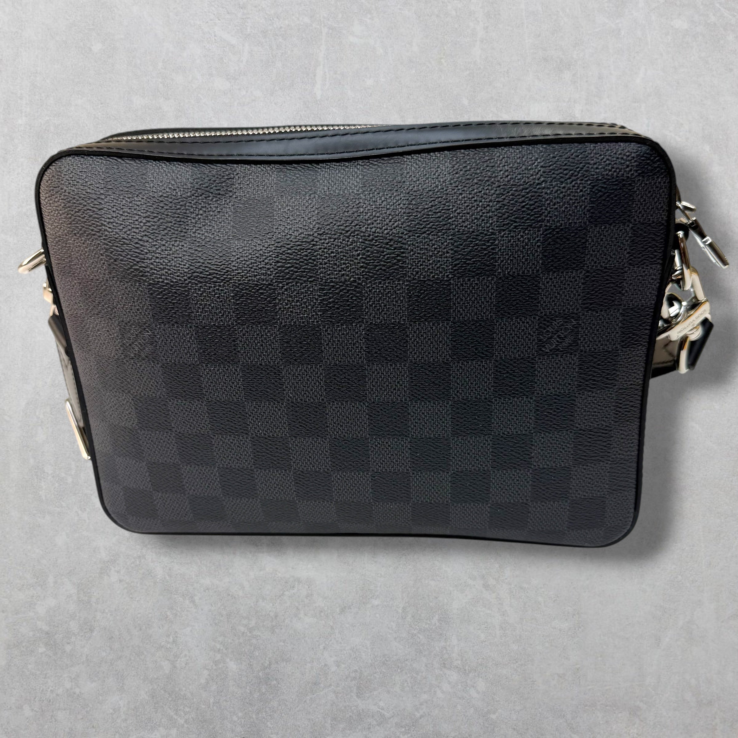 Louis Vuitton Wild Animals Damier Trio Messenger Bag