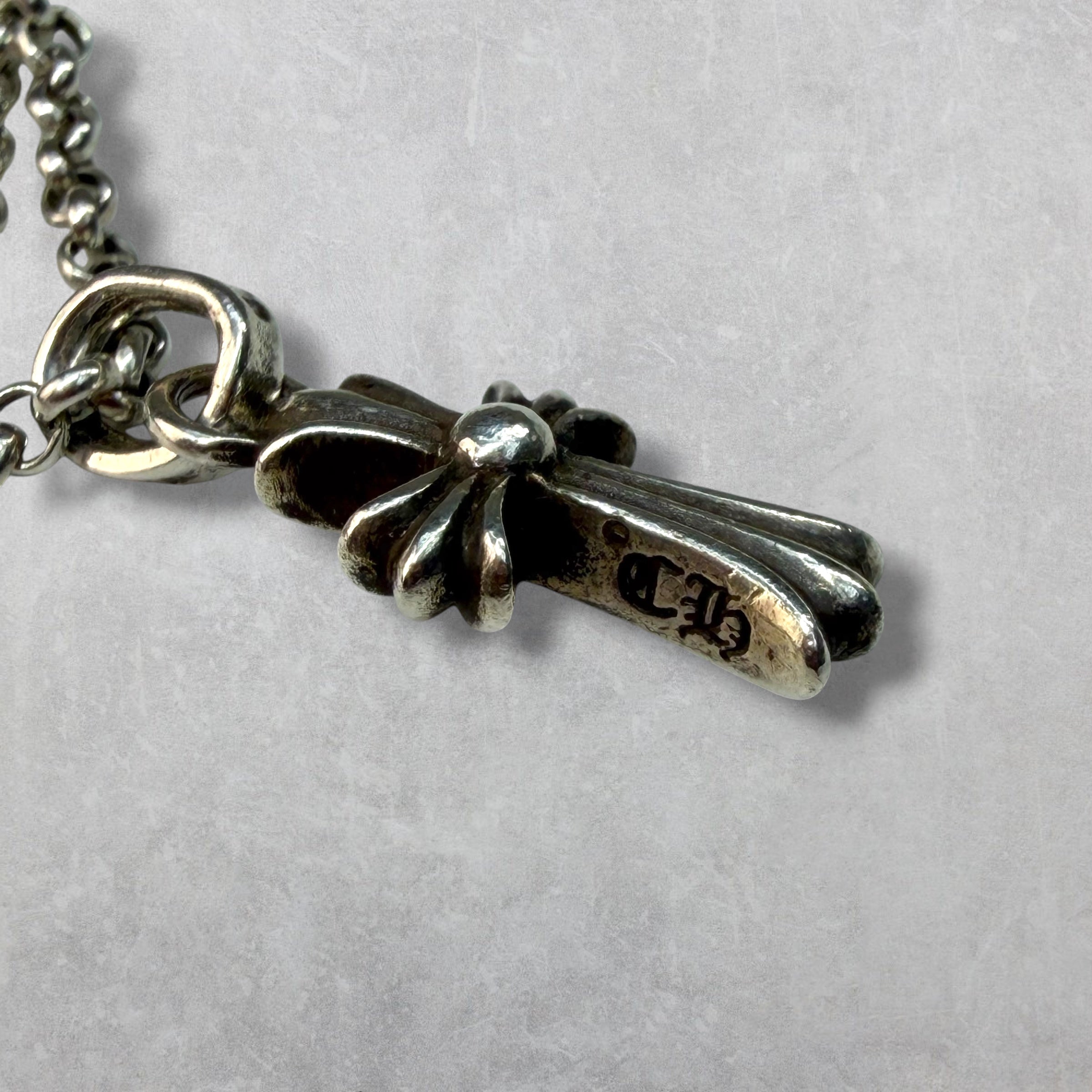 Chrome Hearts Baby Fat Cross w/ Roll Chain
