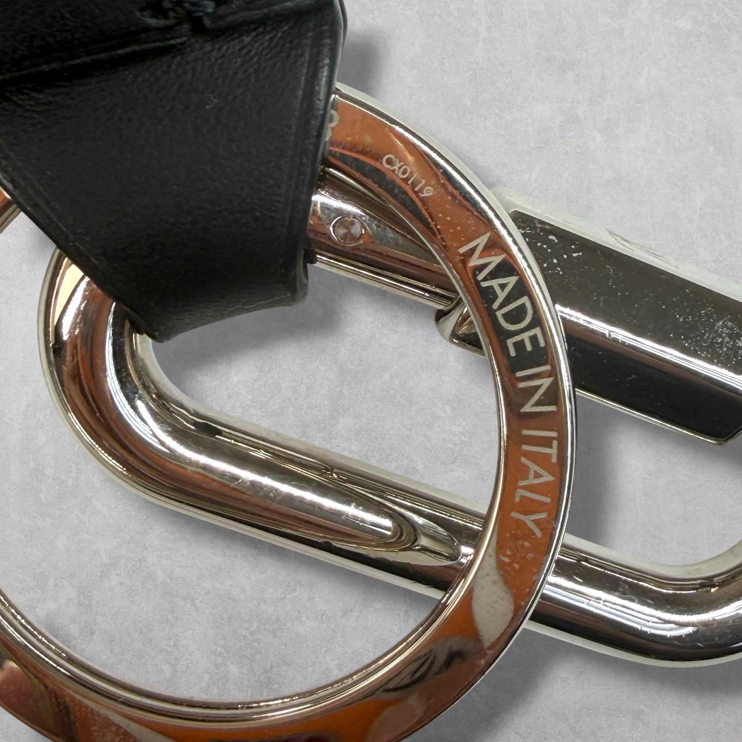 Louis Vuitton Dragonne Bag Charm Key Holder