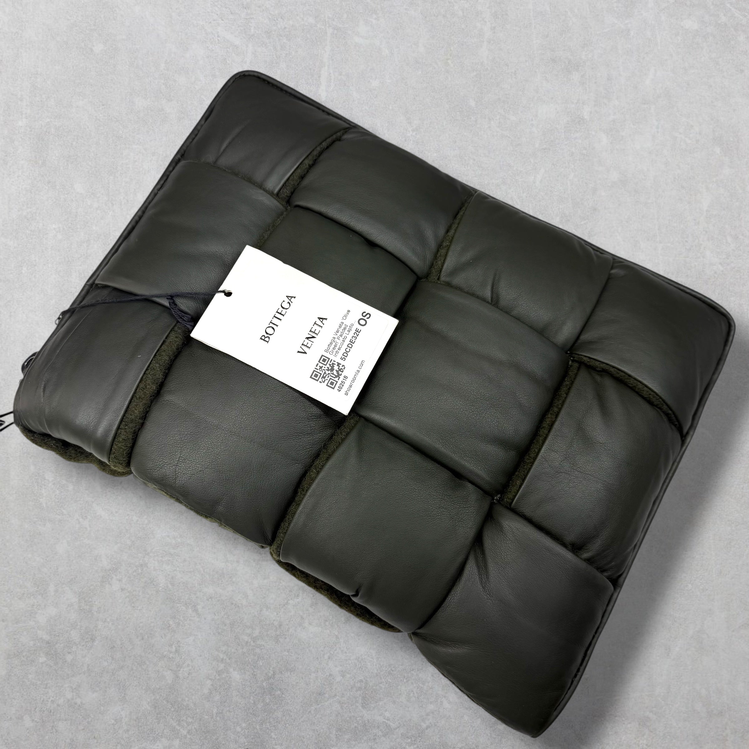 Bottega Veneta Maxi Padded Intrecciato Pouch