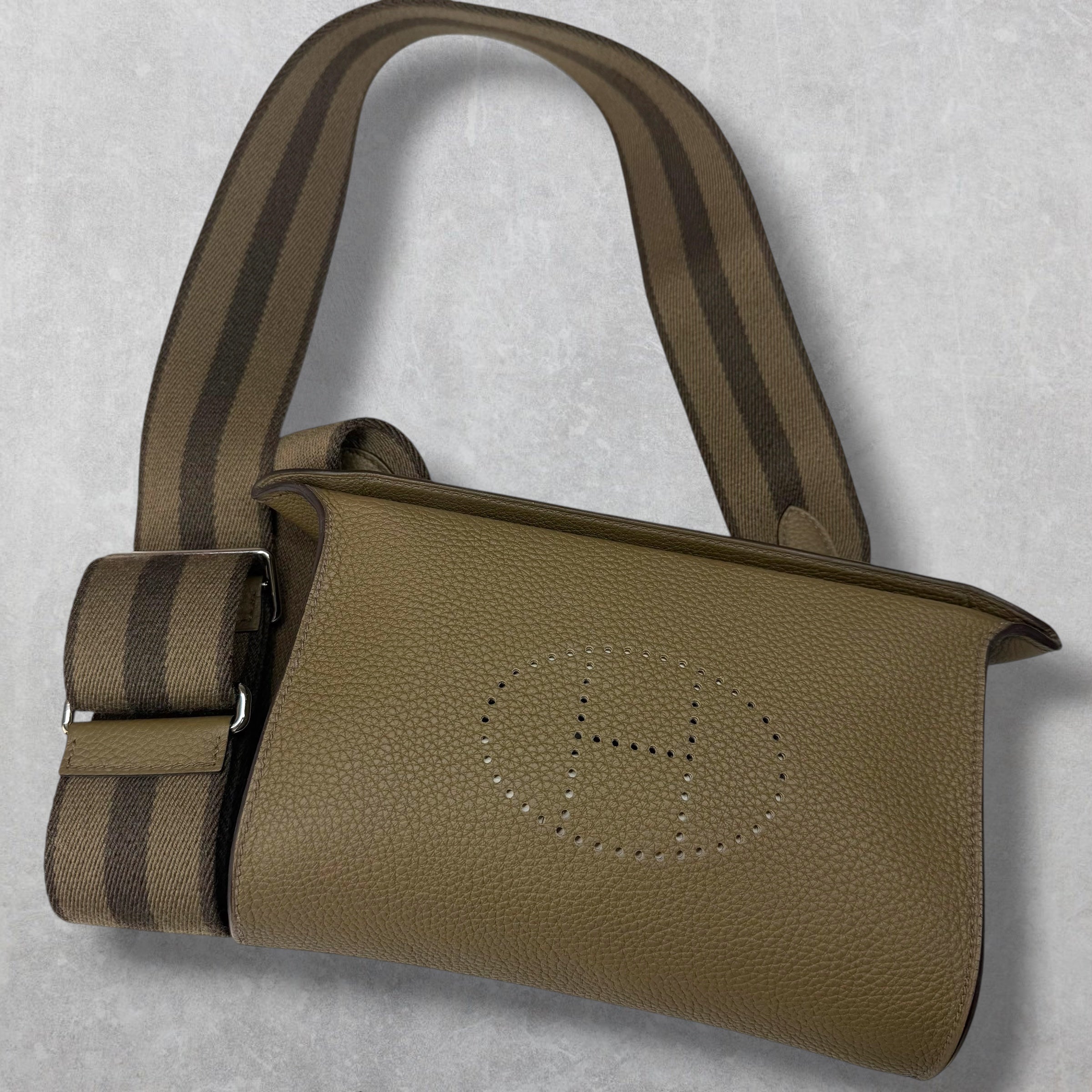 Hermes Etoupe Videpoches Bag