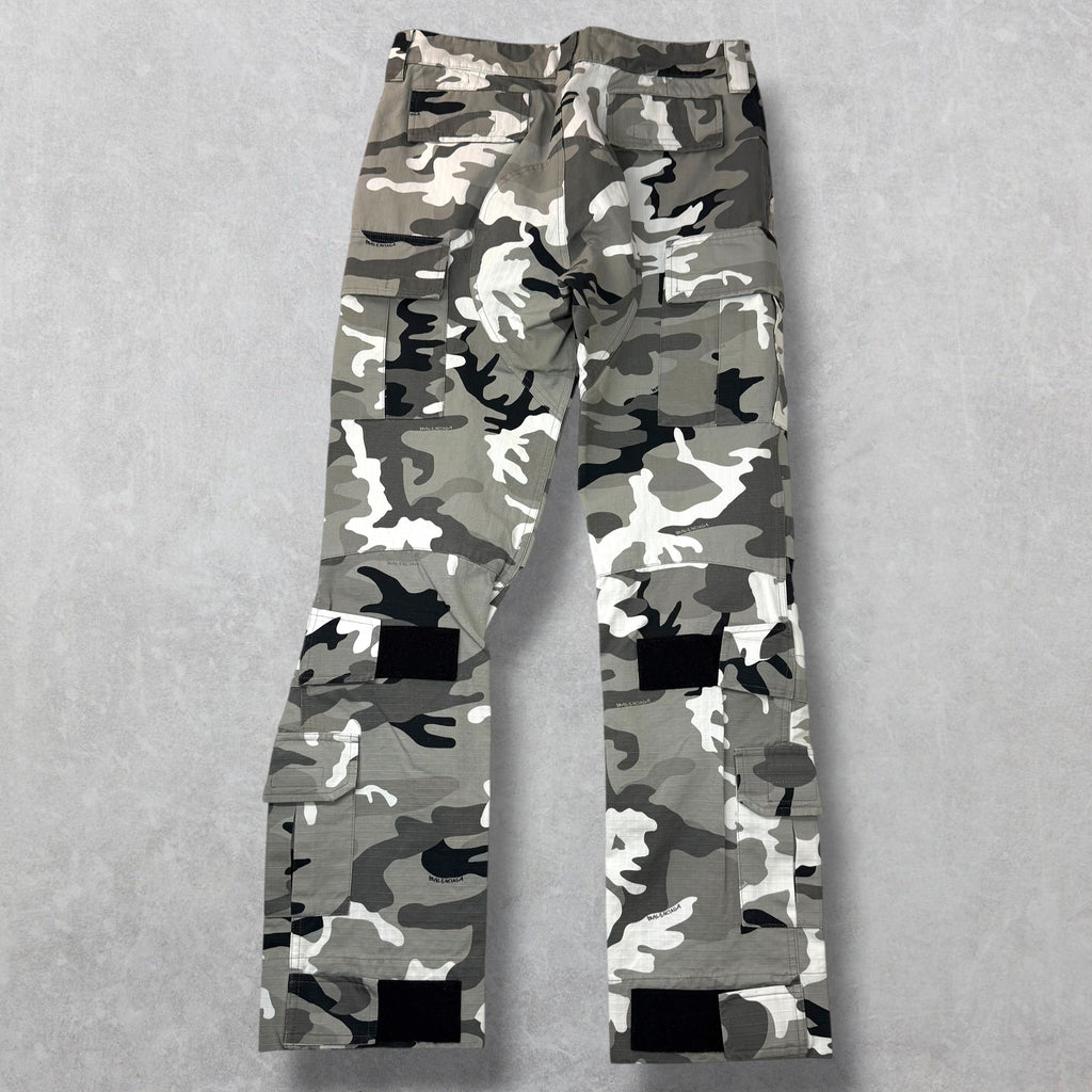 Balenciaga Fitted Camo Cargo Pants 36 (S)