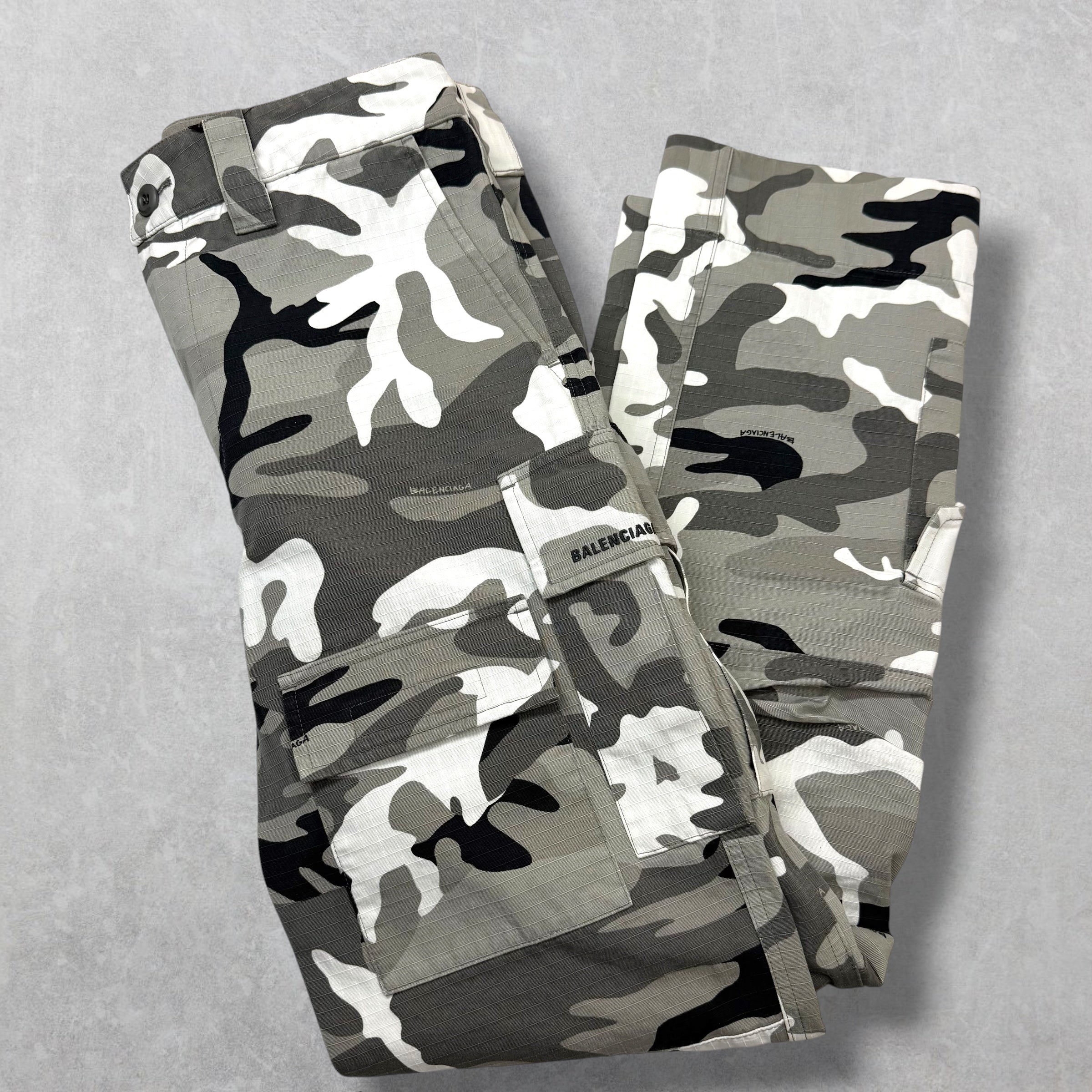 Balenciaga Fitted Camo Cargo Pants 36 (S)