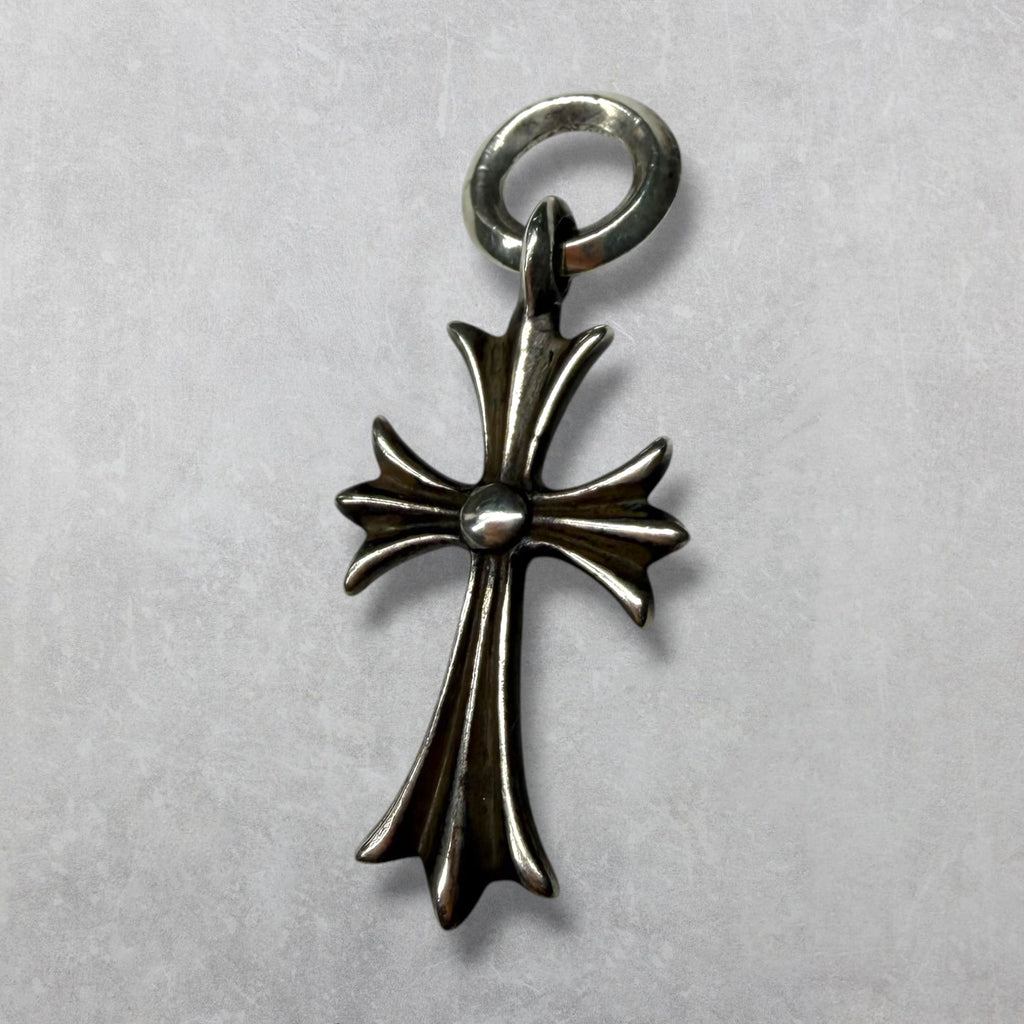 Chrome Hearts Tiny CH Cross Pendant
