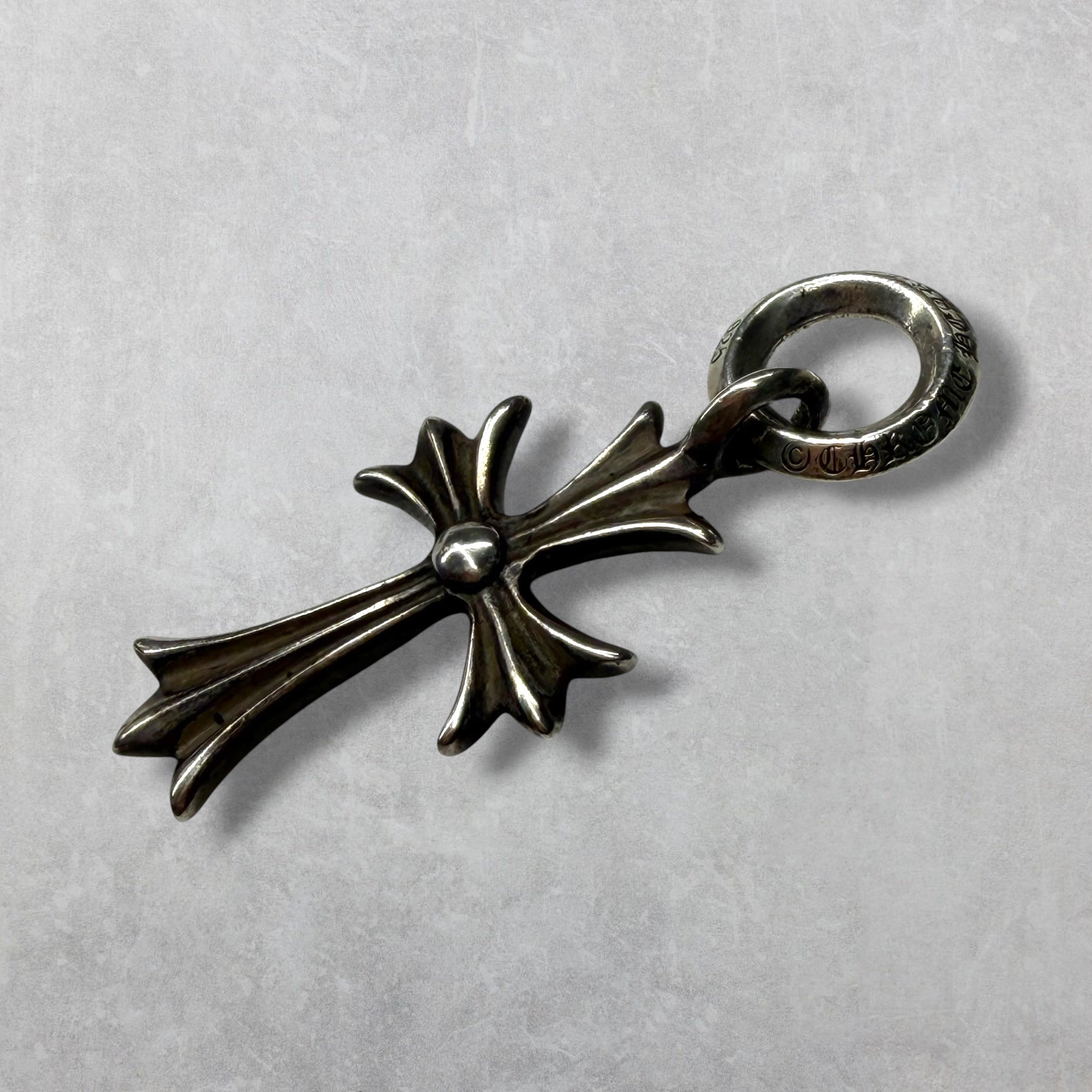 Chrome Hearts Tiny CH Cross Pendant