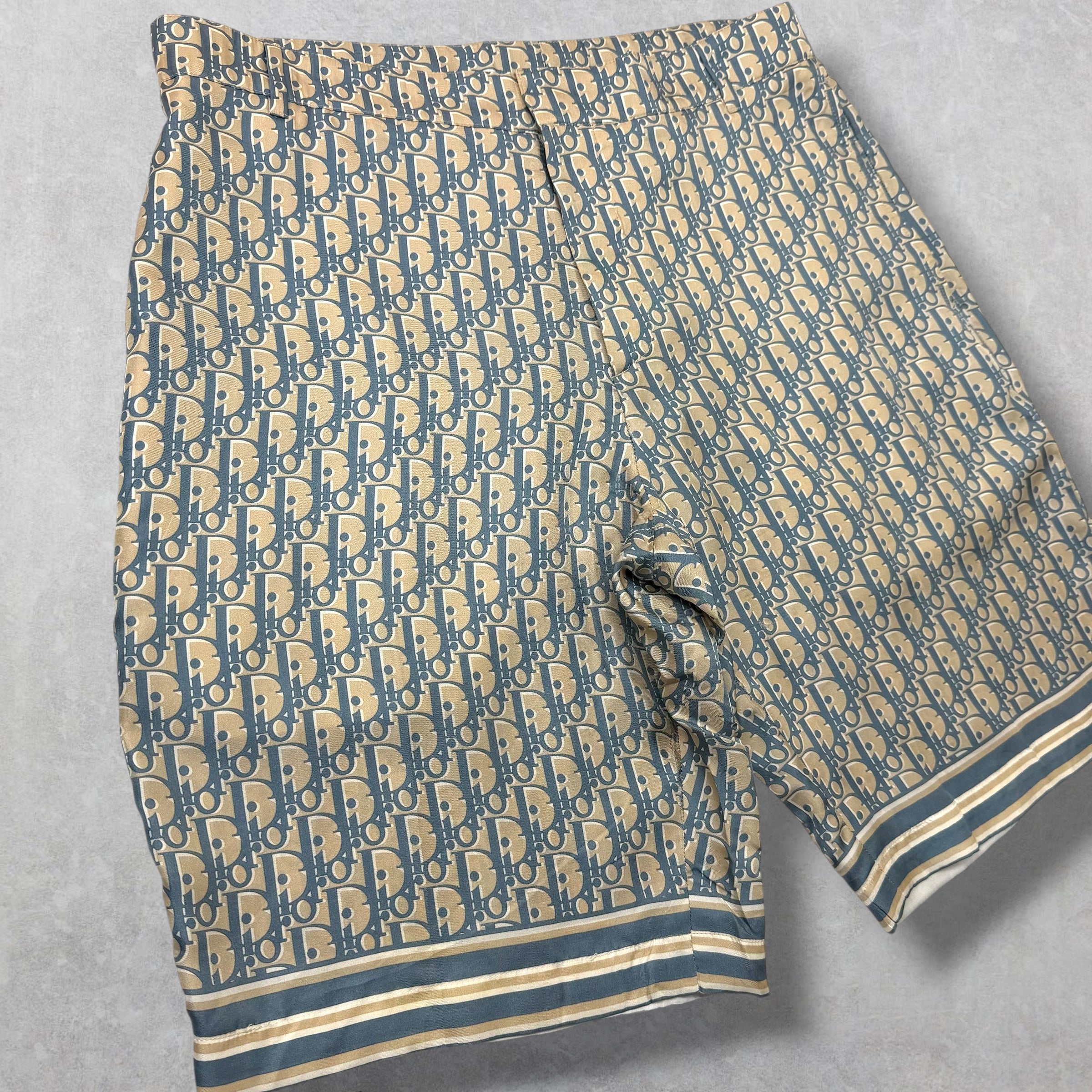 Dior Oblique Silk Bermuda Shorts 40 (32)
